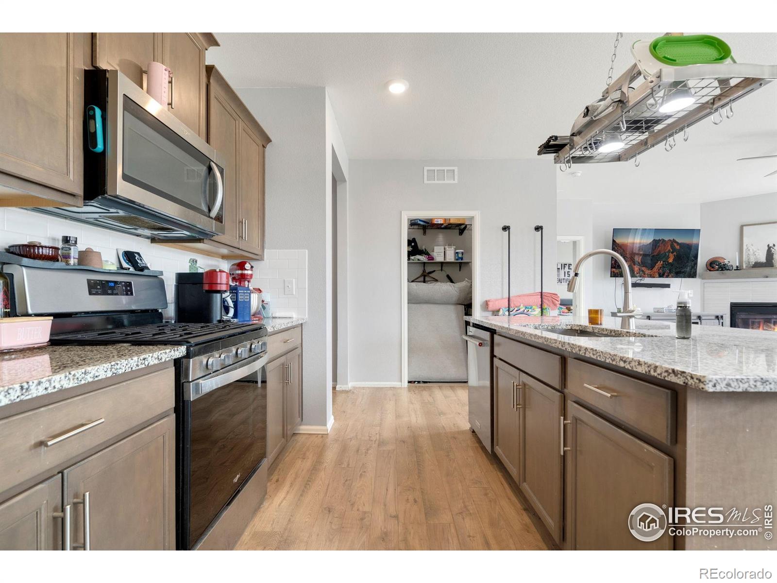 MLS Image #15 for 2000  rose petal drive,windsor, Colorado