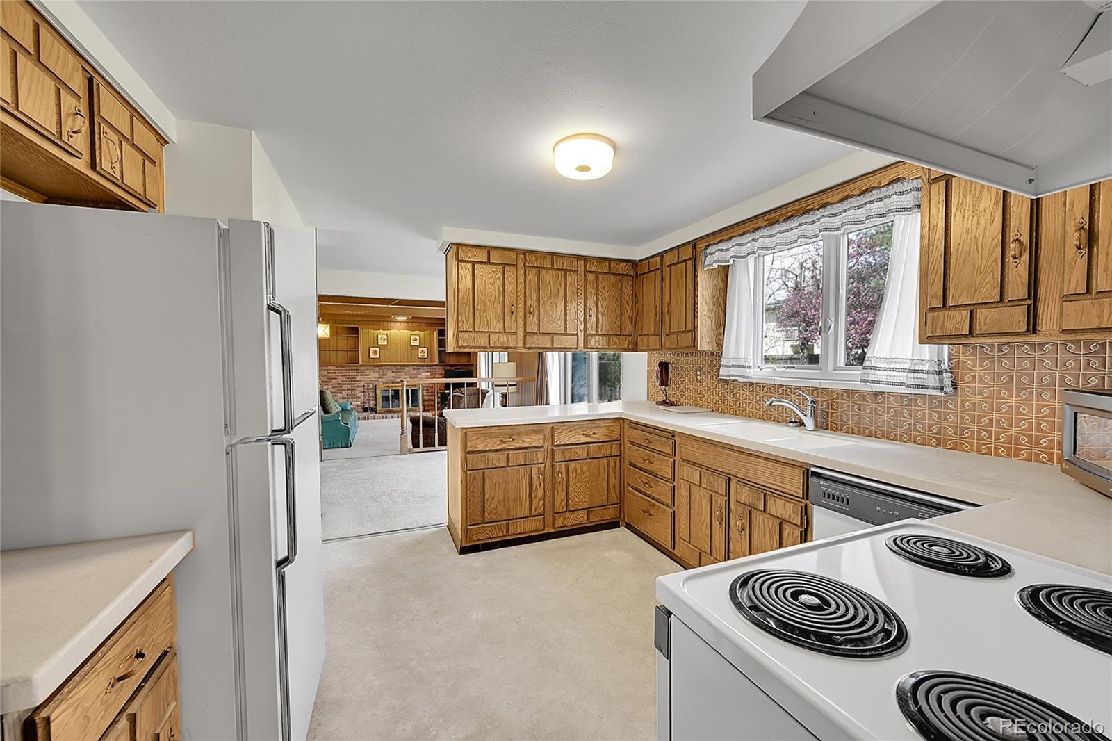 MLS Image #16 for 11111 e arkansas avenue,aurora, Colorado