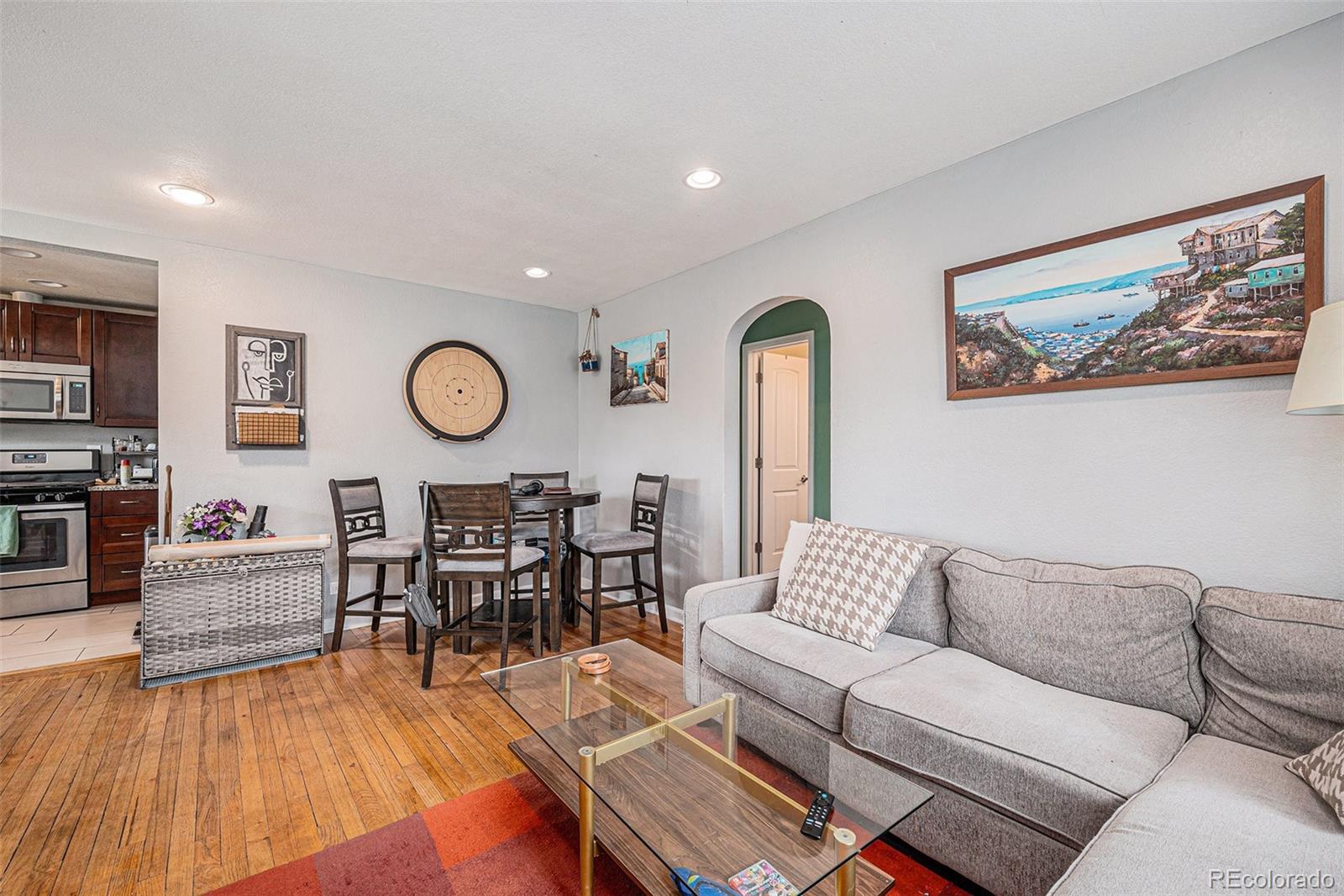 MLS Image #8 for 3640 n saint paul street,denver, Colorado