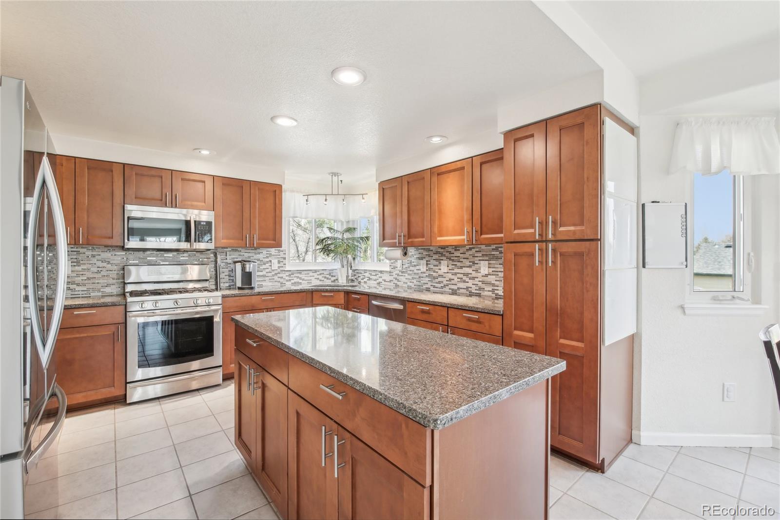 MLS Image #8 for 11035 w grand place,littleton, Colorado