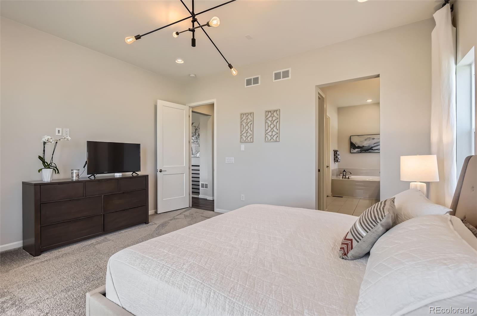 MLS Image #15 for 14440  hop clover trail,parker, Colorado
