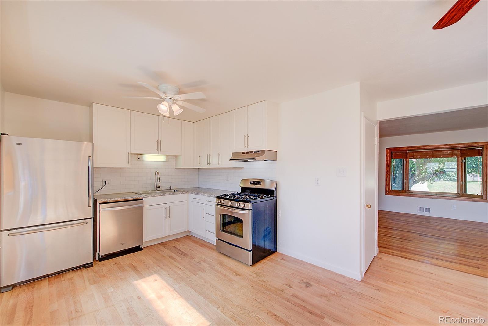 MLS Image #11 for 6054  iris way,arvada, Colorado