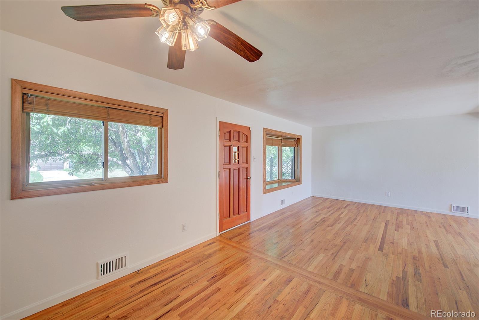 MLS Image #3 for 6054  iris way,arvada, Colorado