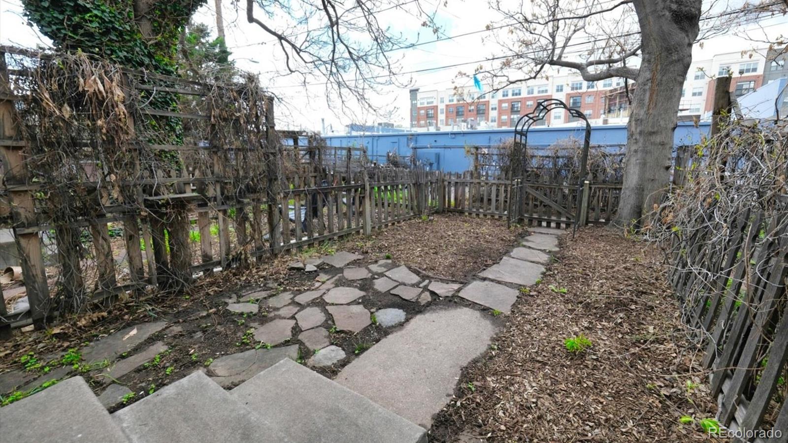 MLS Image #27 for 553 n logan street,denver, Colorado