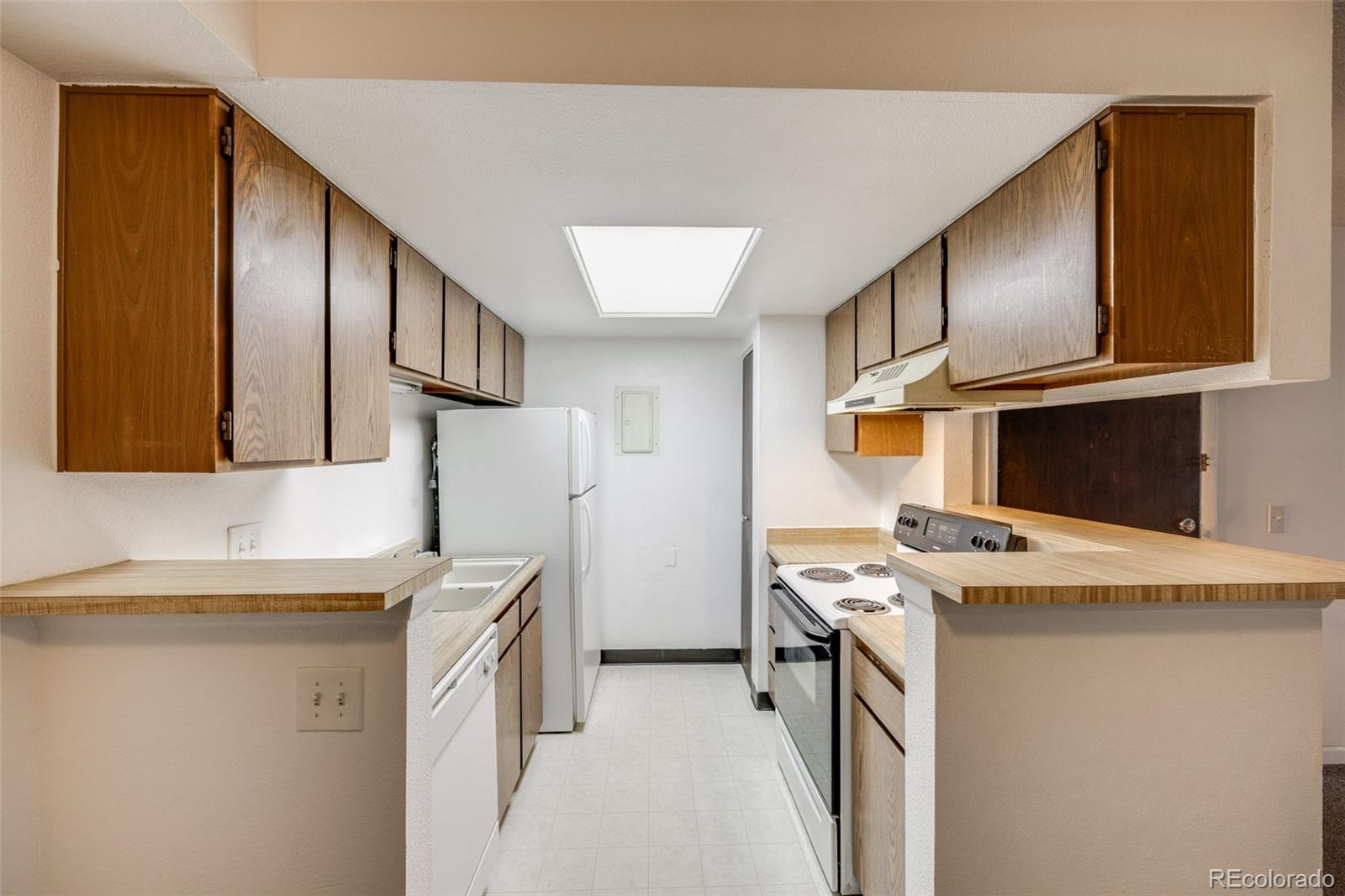 MLS Image #11 for 14192 e colorado drive,aurora, Colorado