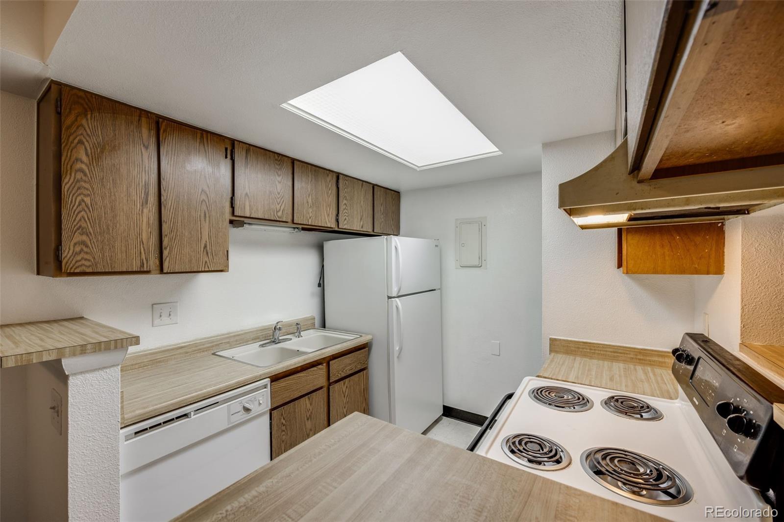 MLS Image #14 for 14192 e colorado drive,aurora, Colorado