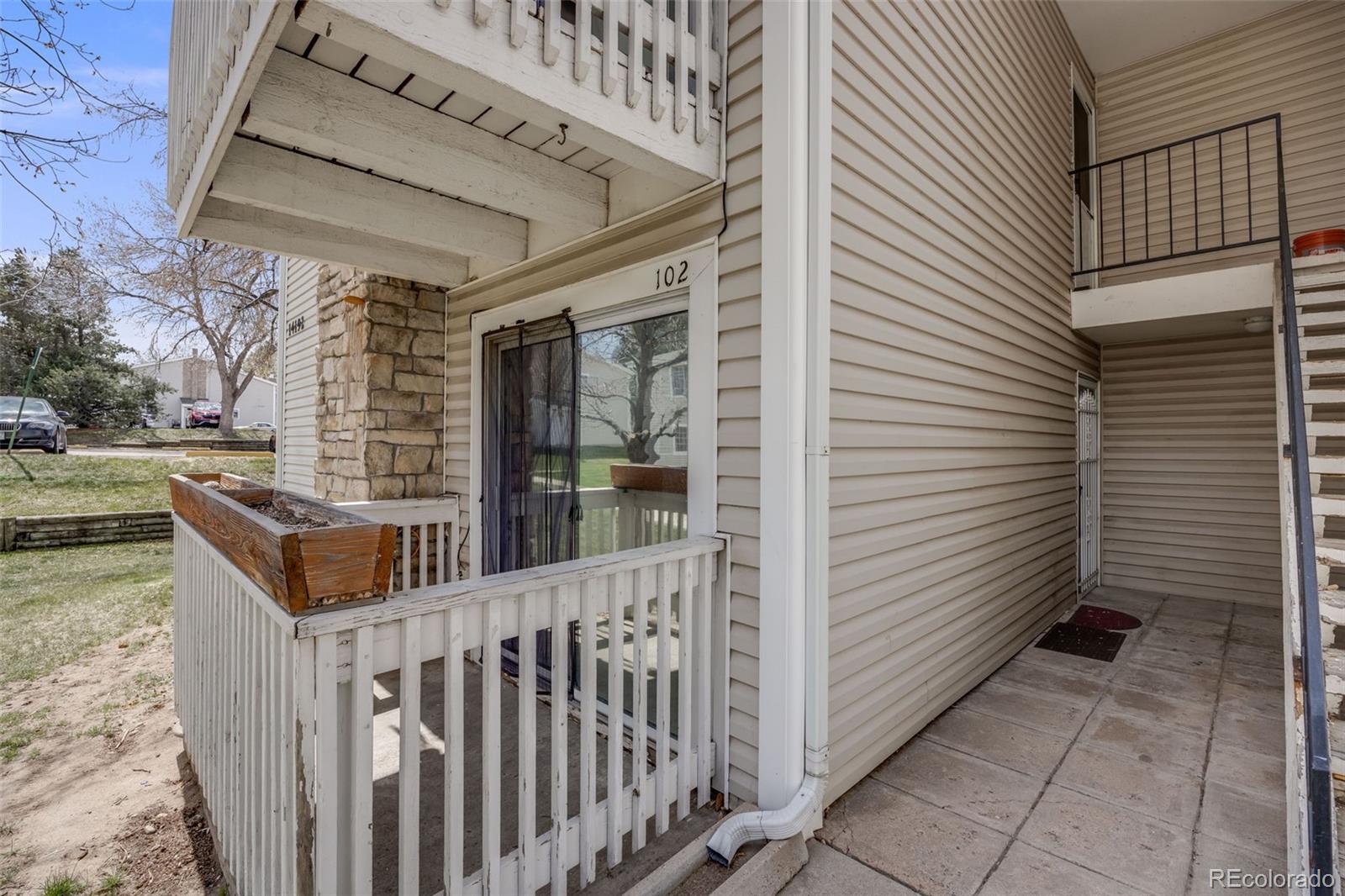 MLS Image #4 for 14192 e colorado drive,aurora, Colorado