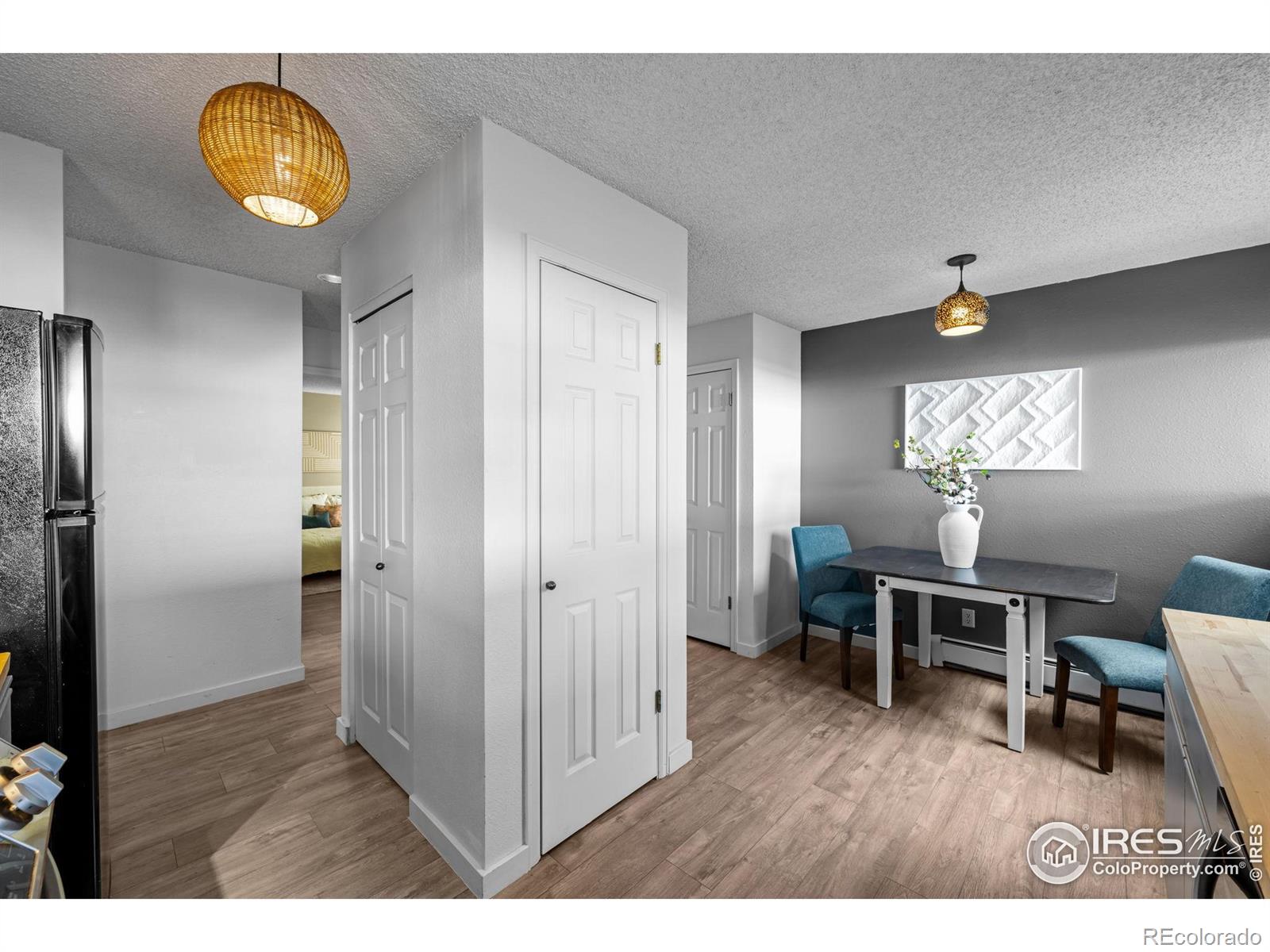 MLS Image #11 for 6844  countryside lane,niwot, Colorado