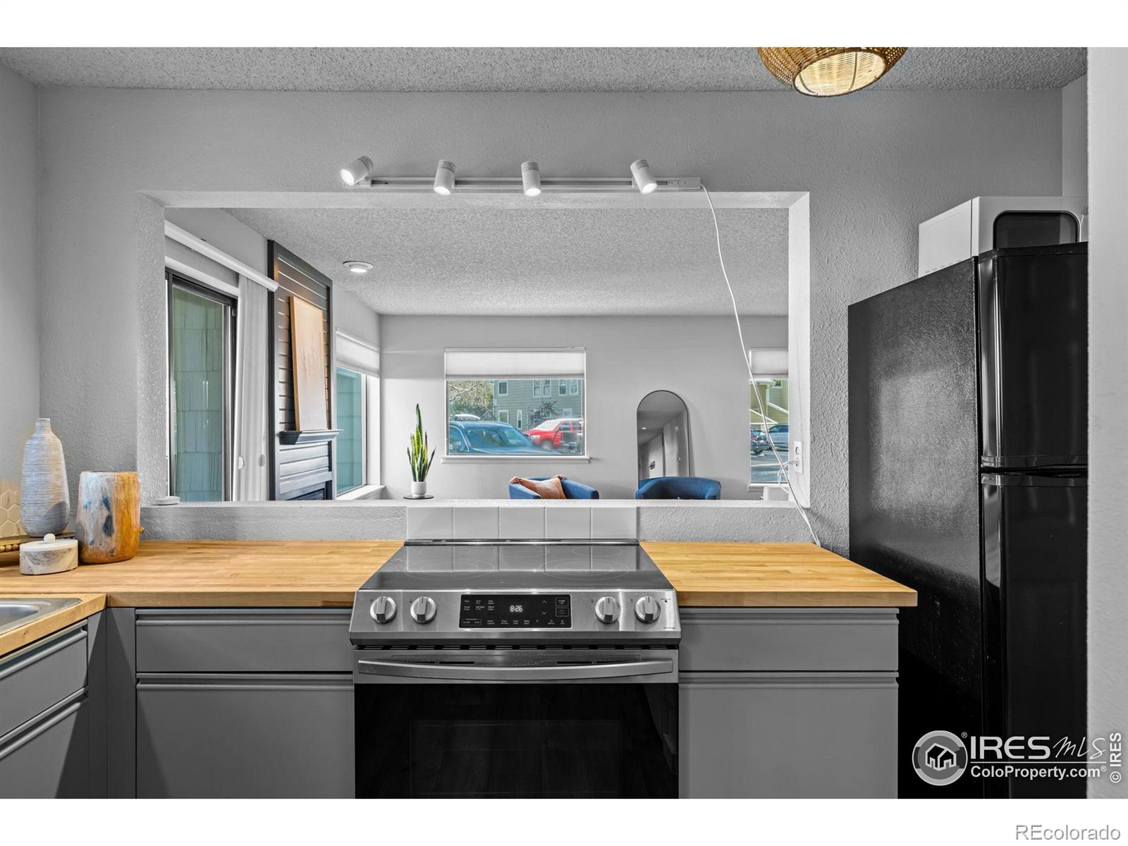 MLS Image #5 for 6844  countryside lane,niwot, Colorado