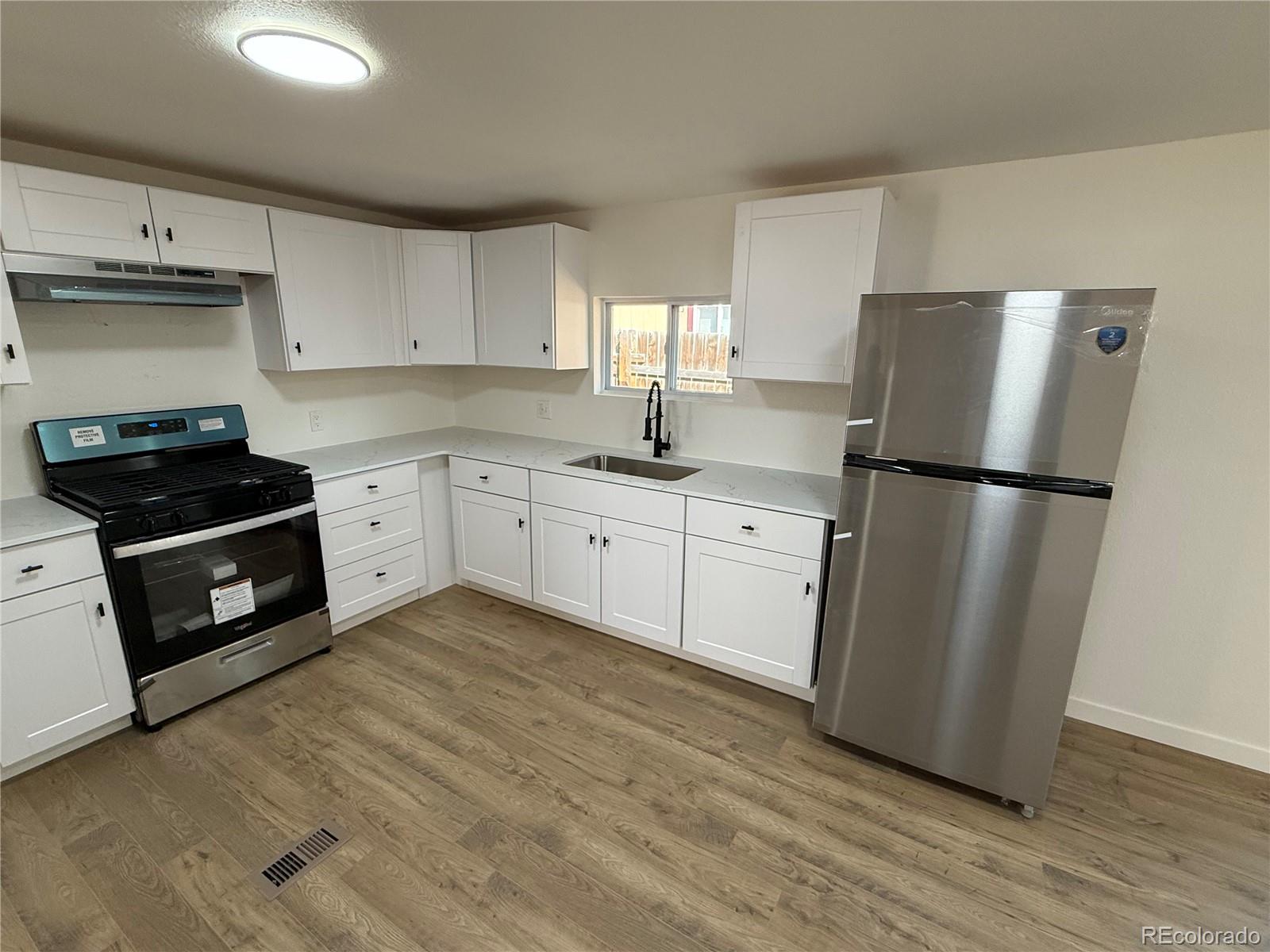 MLS Image #29 for 9036  mandel street,denver, Colorado