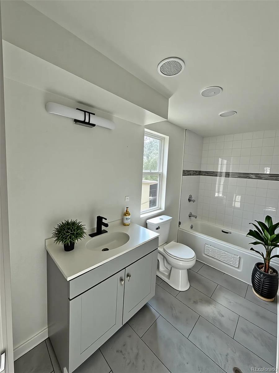 MLS Image #5 for 9036  mandel street,denver, Colorado