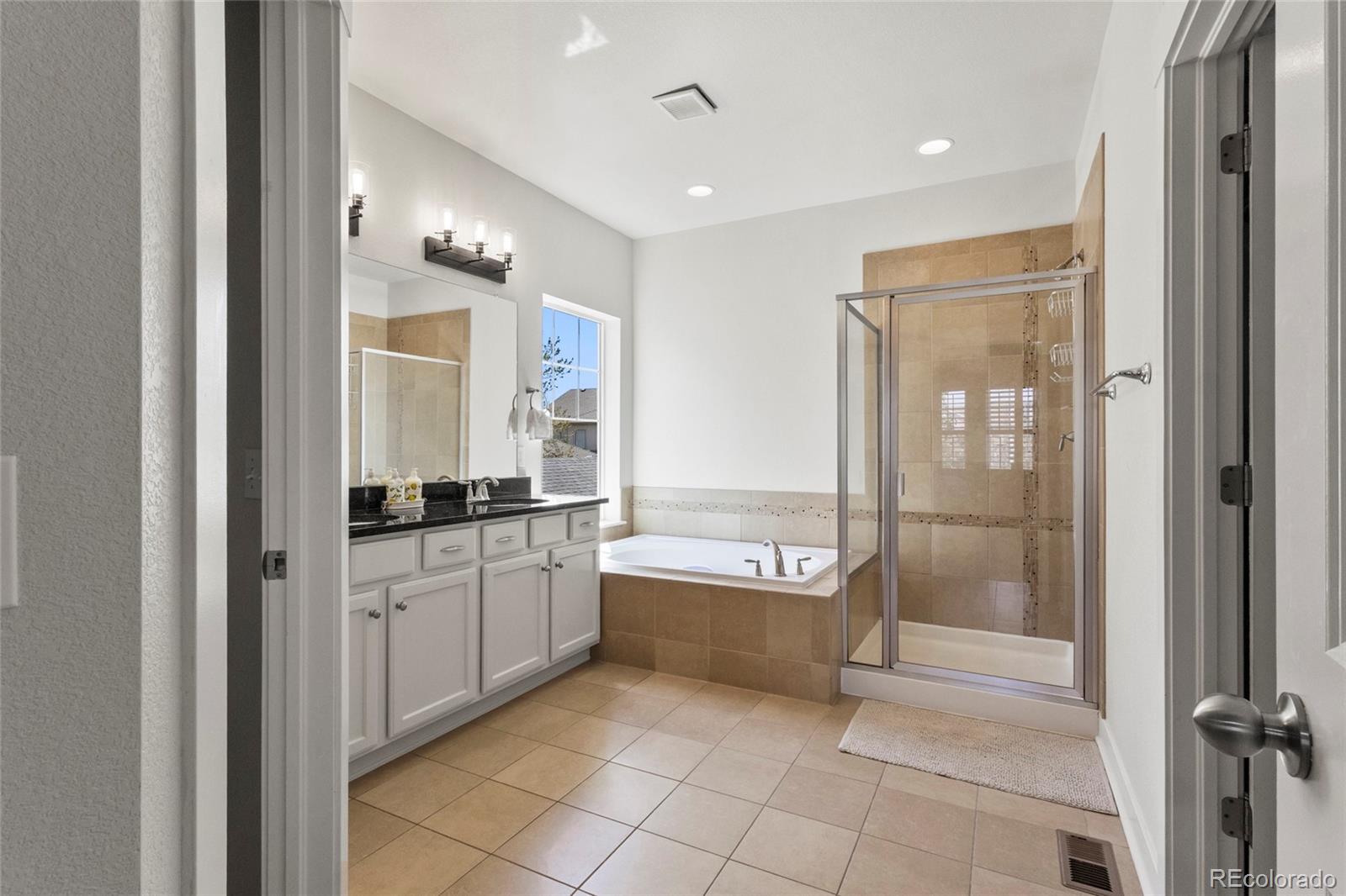 MLS Image #28 for 3529  xanthia court,denver, Colorado