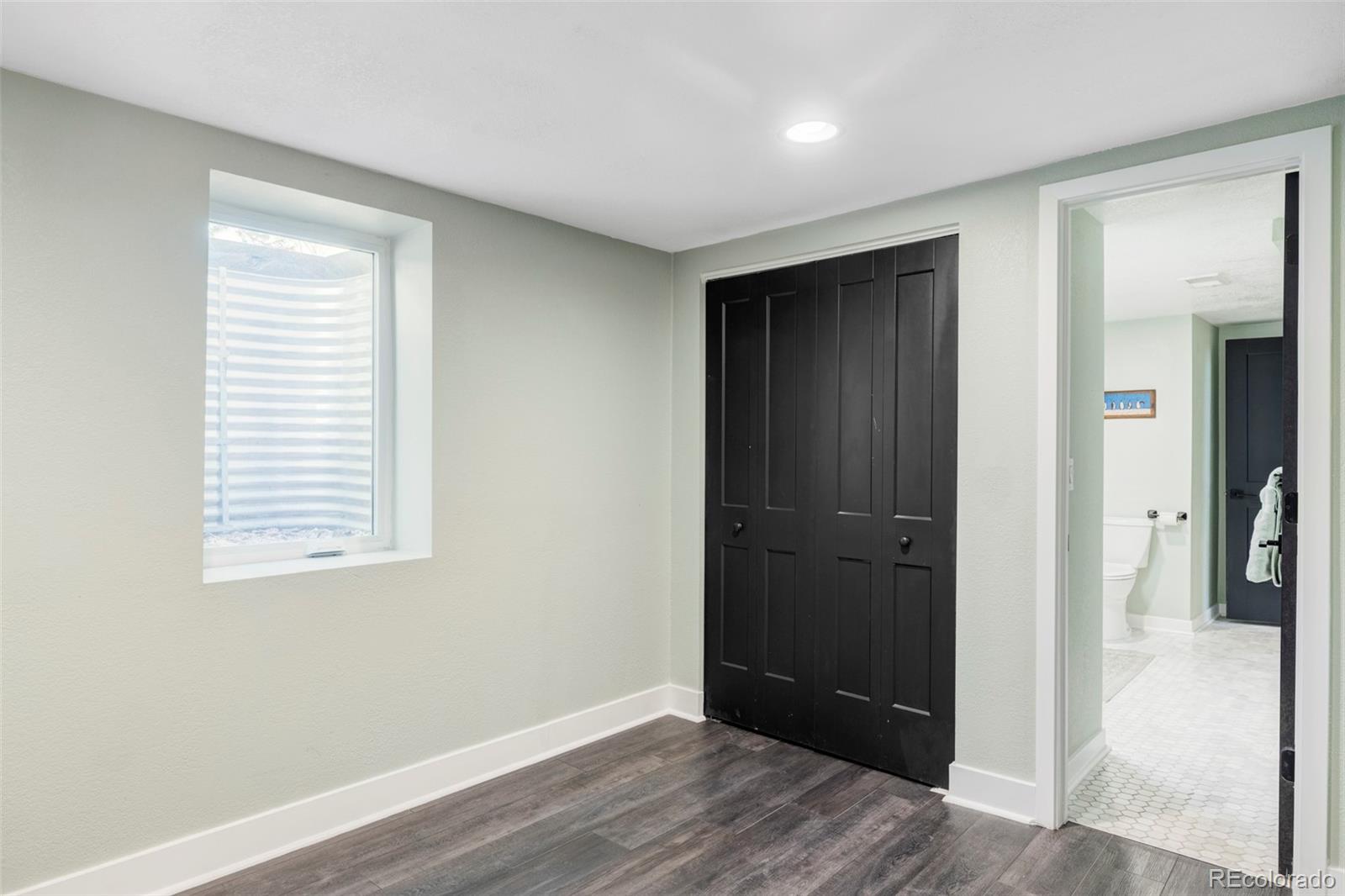 MLS Image #25 for 3130 s krameria street,denver, Colorado