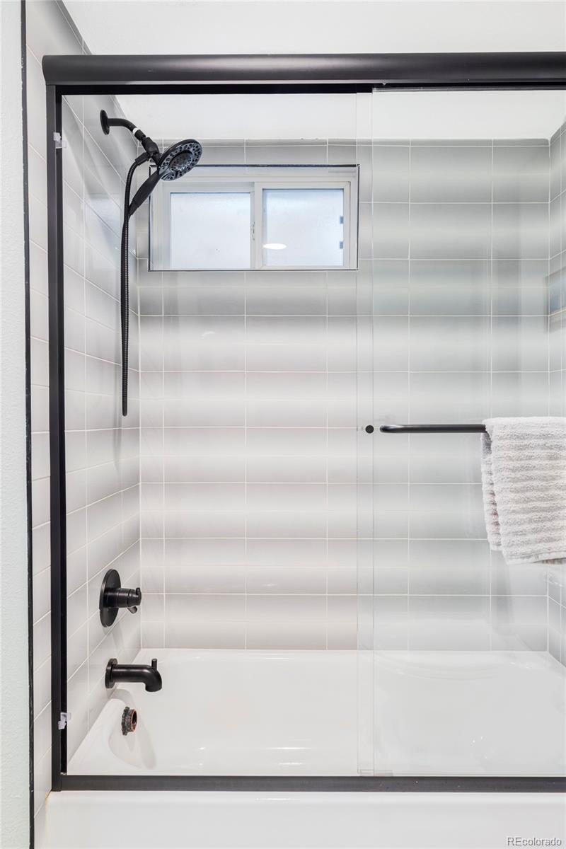 MLS Image #27 for 3130 s krameria street,denver, Colorado