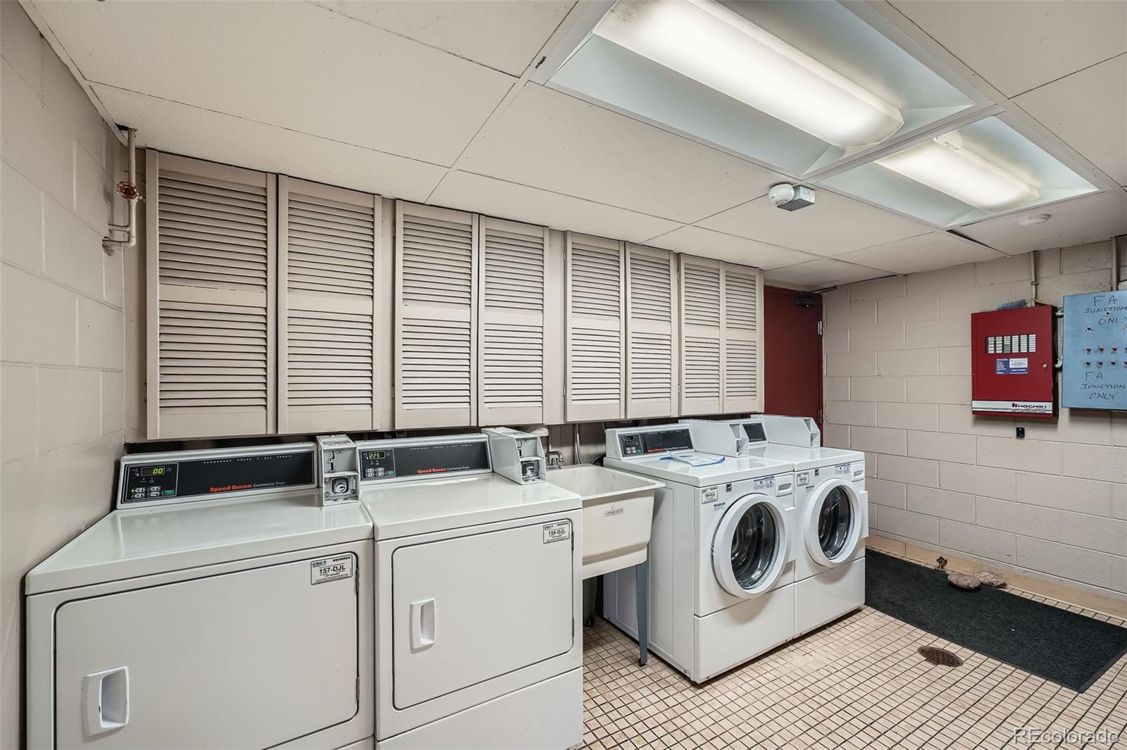 MLS Image #17 for 1045 n pennsylvania street,denver, Colorado