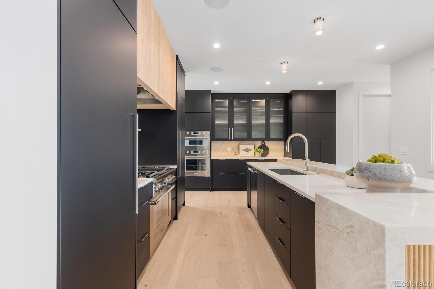 MLS Image #18 for 1127 s monroe street,denver, Colorado