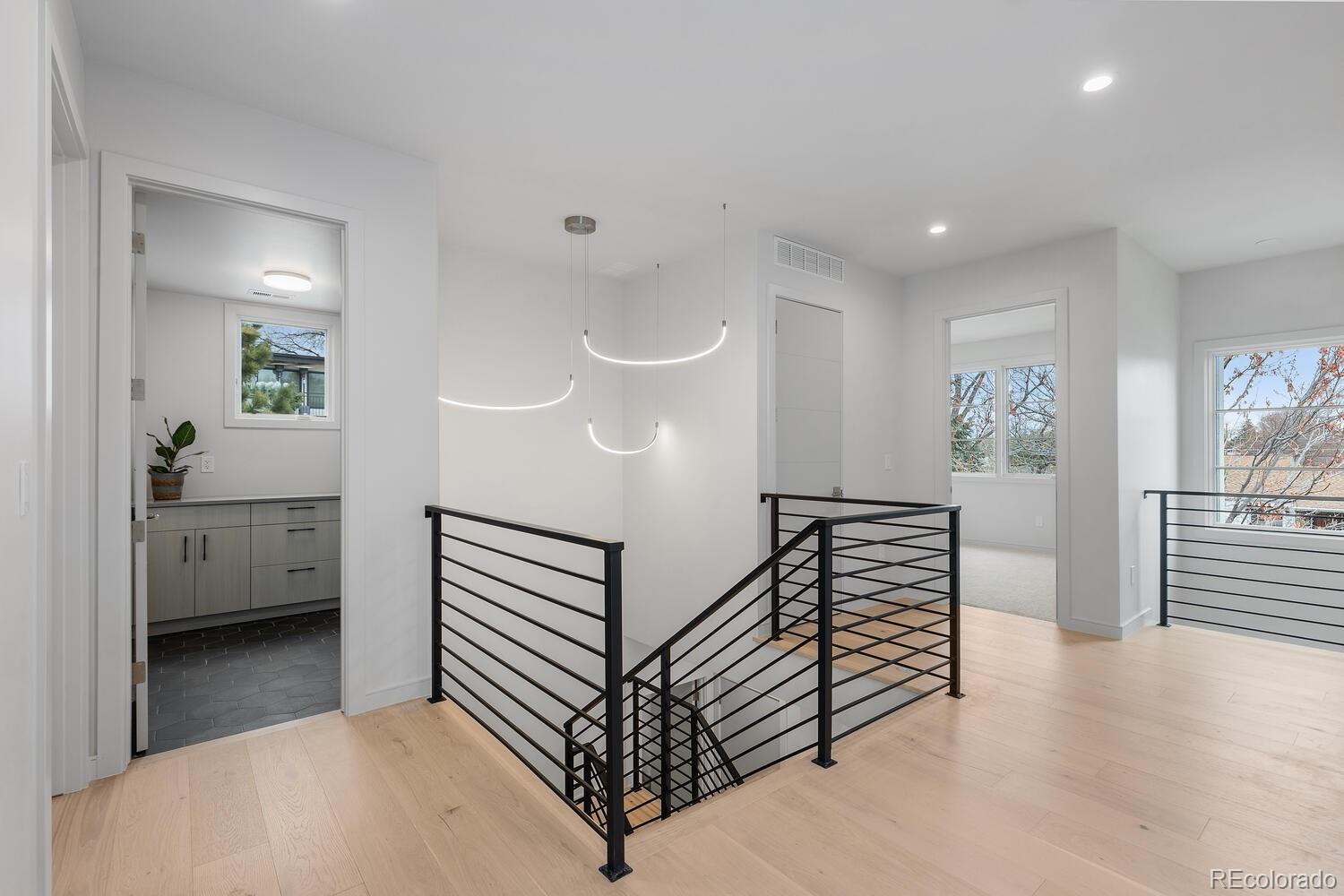 MLS Image #23 for 1127 s monroe street,denver, Colorado
