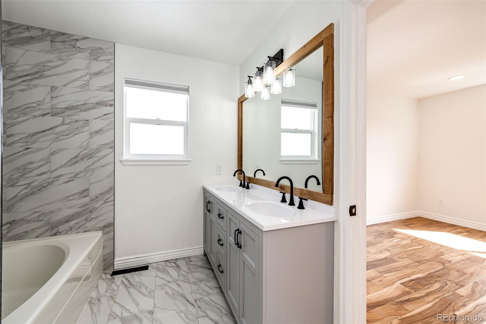 MLS Image #6 for 21743  farmingdale court,parker, Colorado