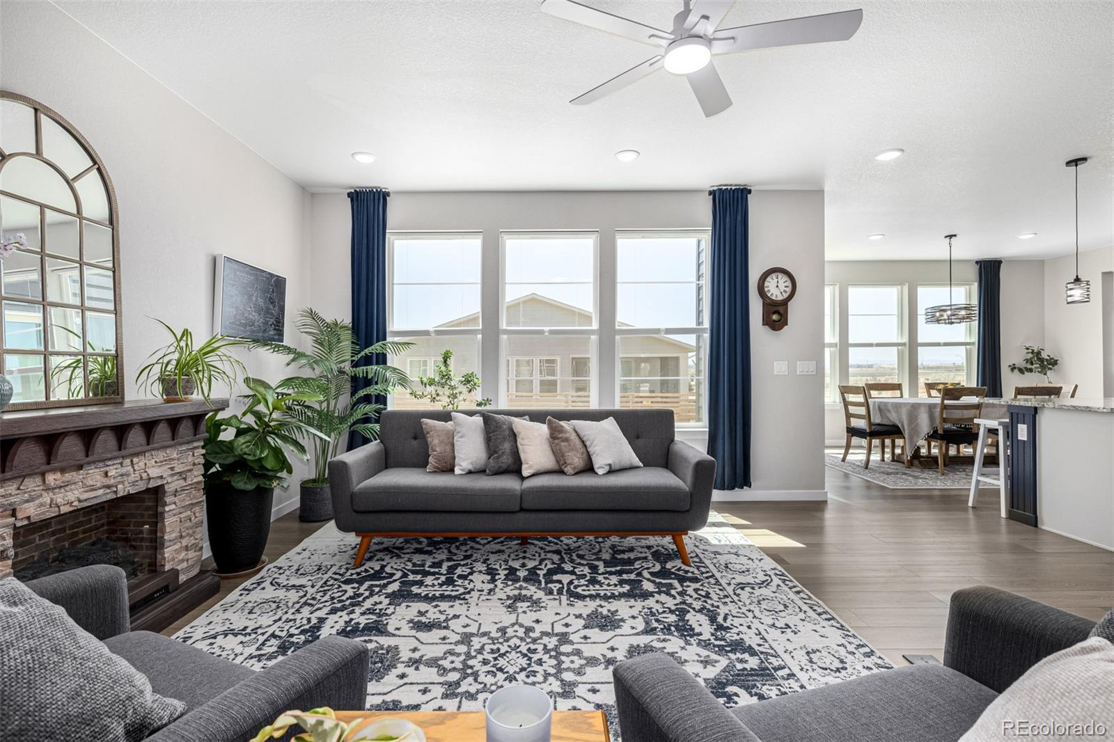 MLS Image #11 for 23652 e 40th avenue,aurora, Colorado