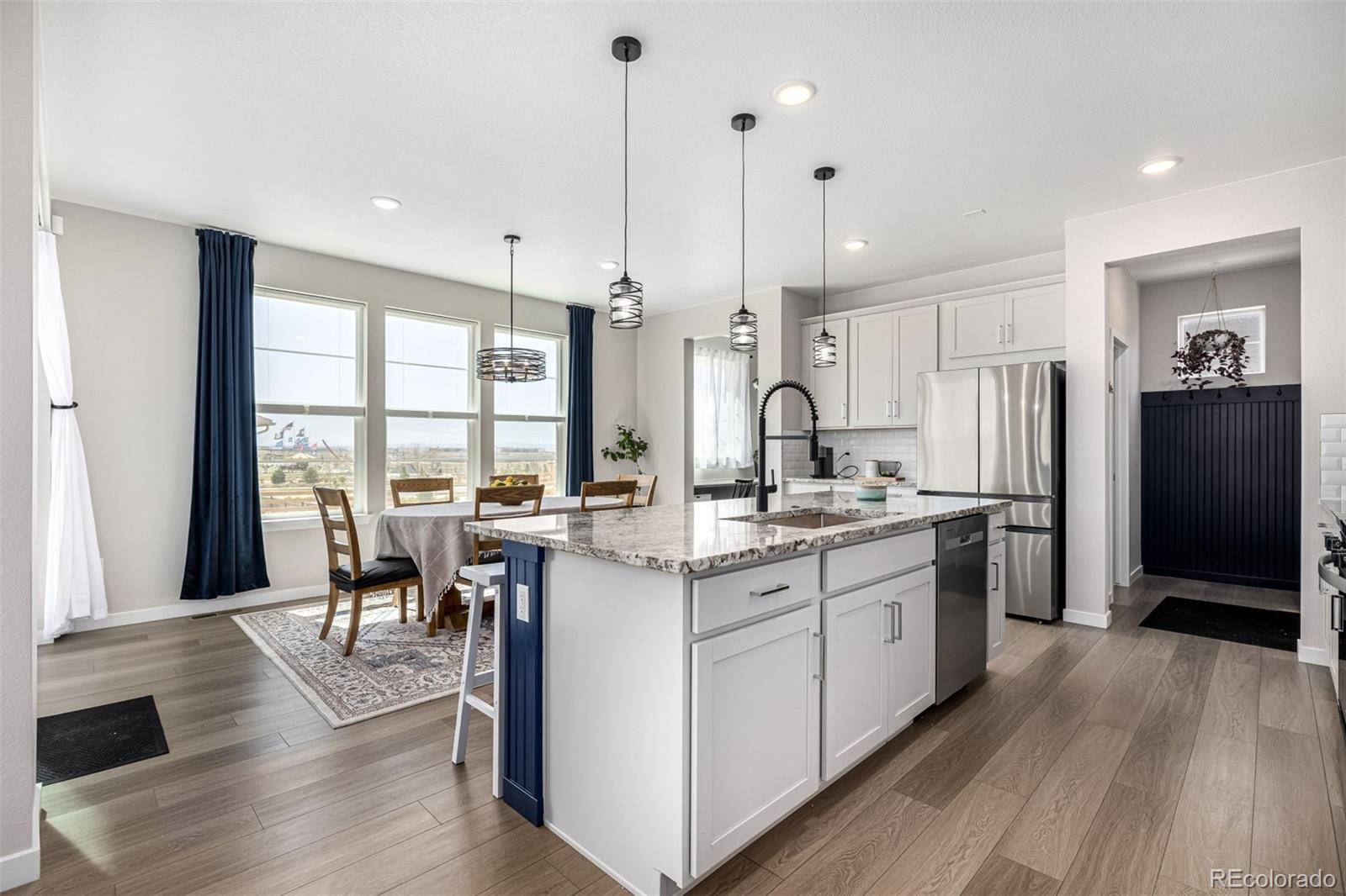 MLS Image #13 for 23652 e 40th avenue,aurora, Colorado