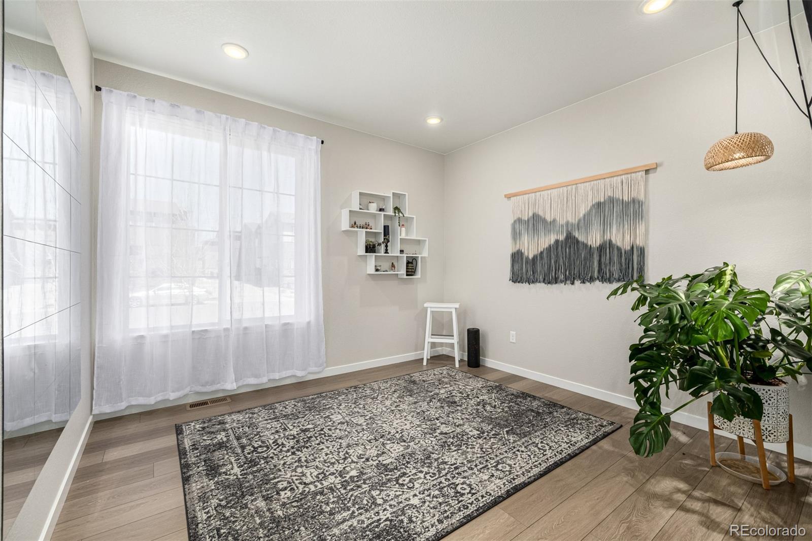 MLS Image #6 for 23652 e 40th avenue,aurora, Colorado