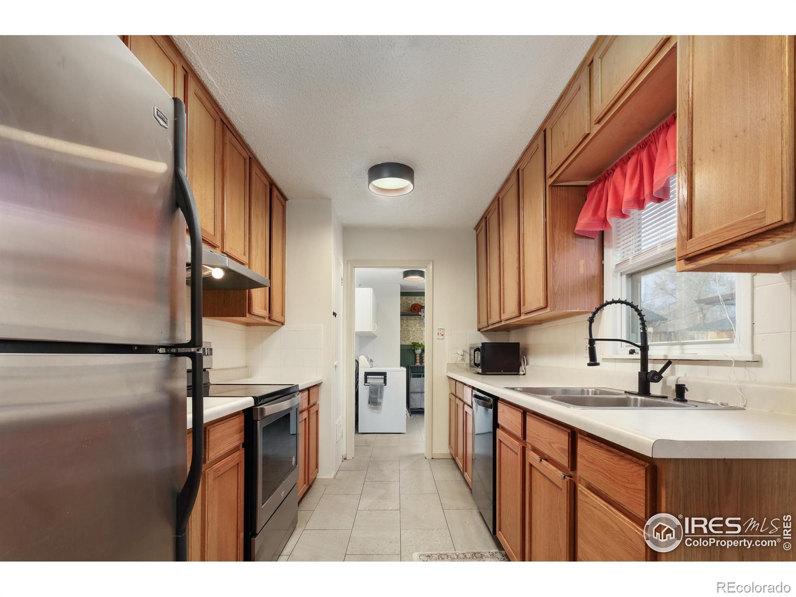 MLS Image #4 for 1148  gay street,longmont, Colorado