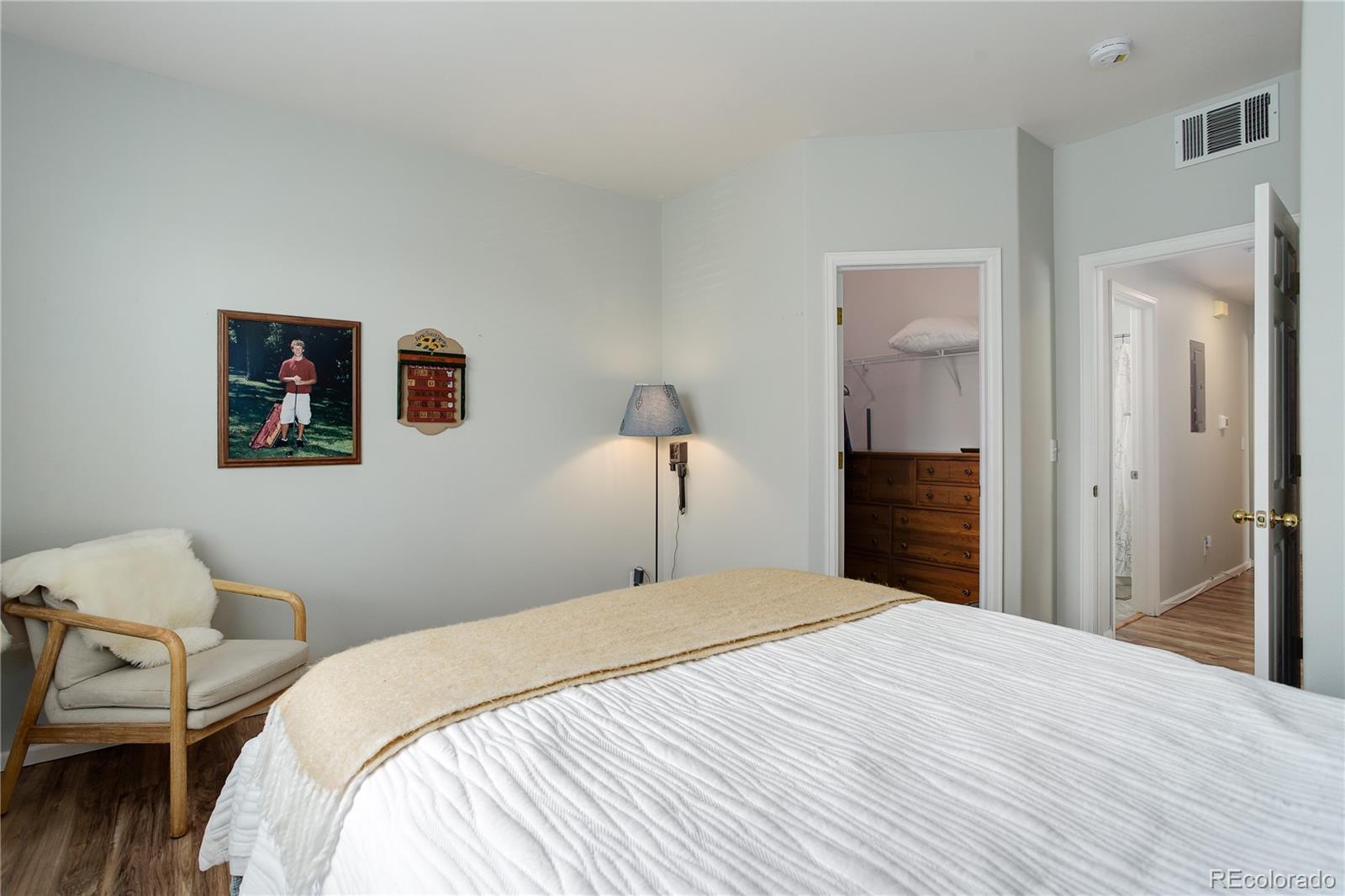MLS Image #16 for 8500 e jefferson avenue,denver, Colorado