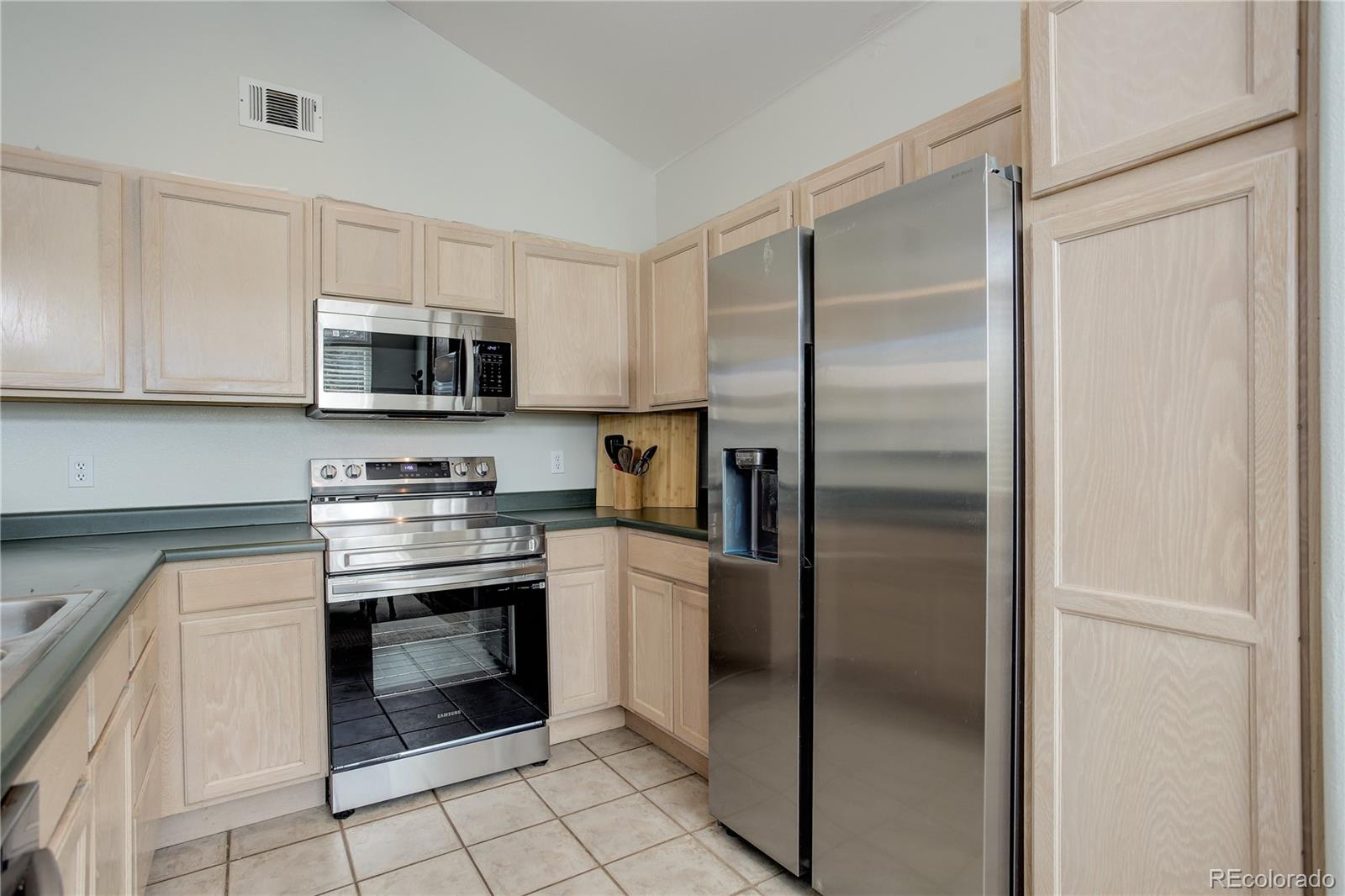 MLS Image #7 for 8500 e jefferson avenue,denver, Colorado