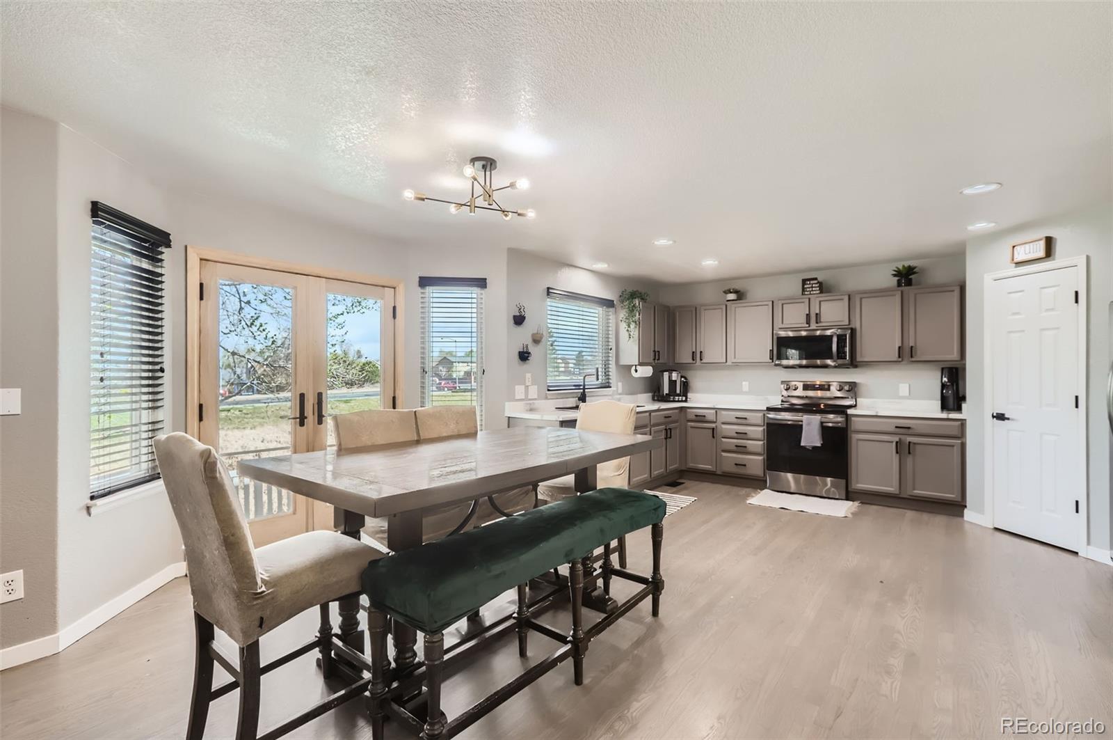 MLS Image #11 for 3805 e 106th avenue,thornton, Colorado