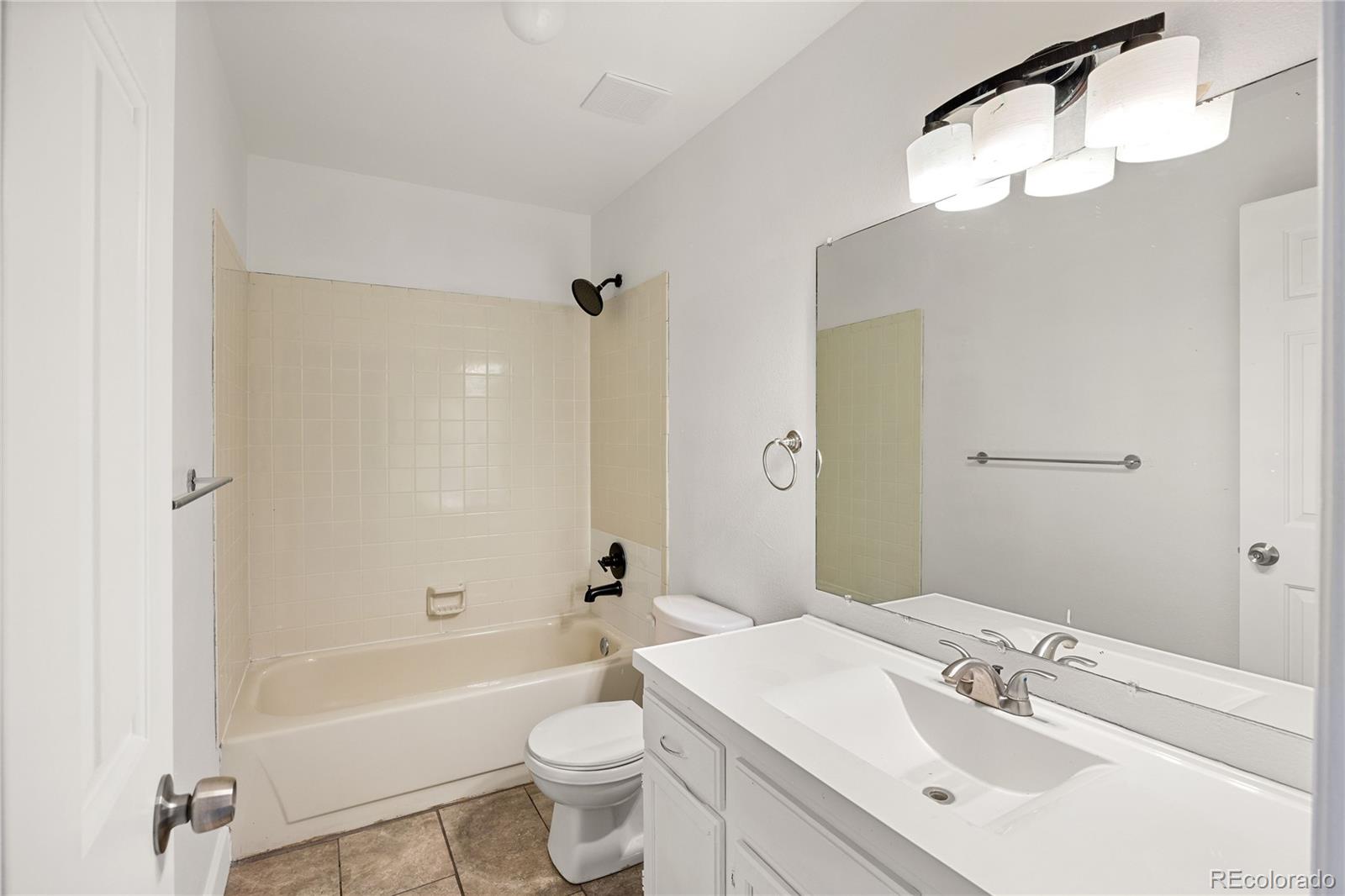 MLS Image #18 for 11103 e alameda avenue,aurora, Colorado