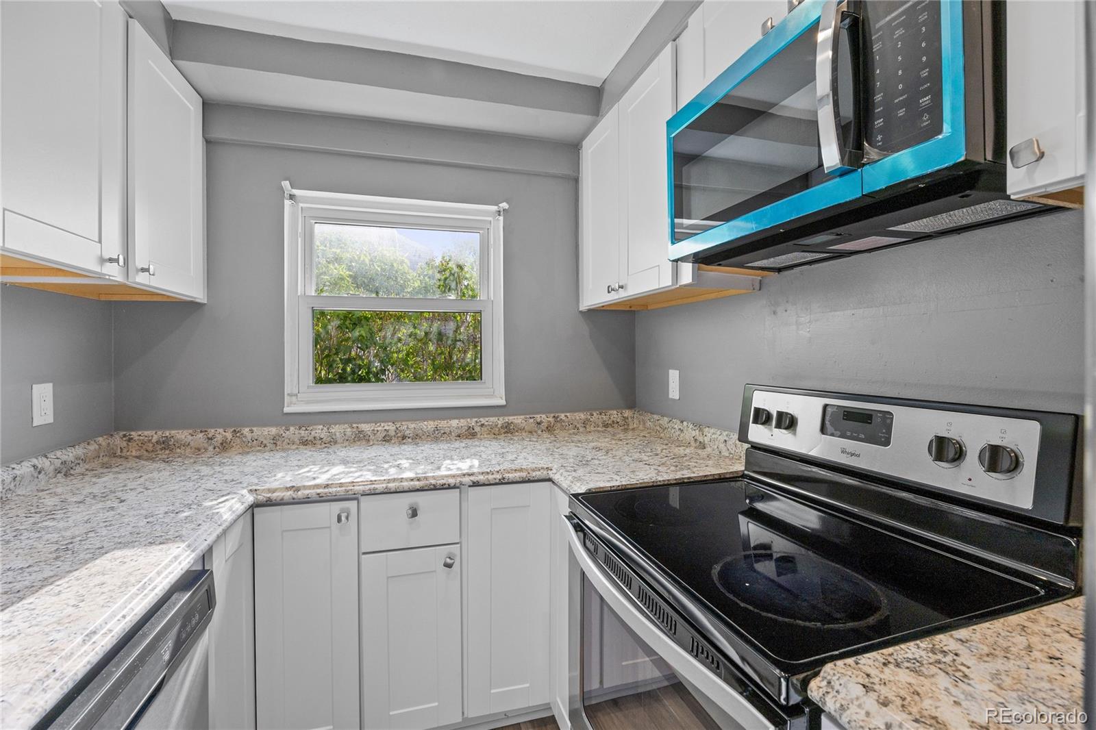 MLS Image #4 for 11103 e alameda avenue,aurora, Colorado