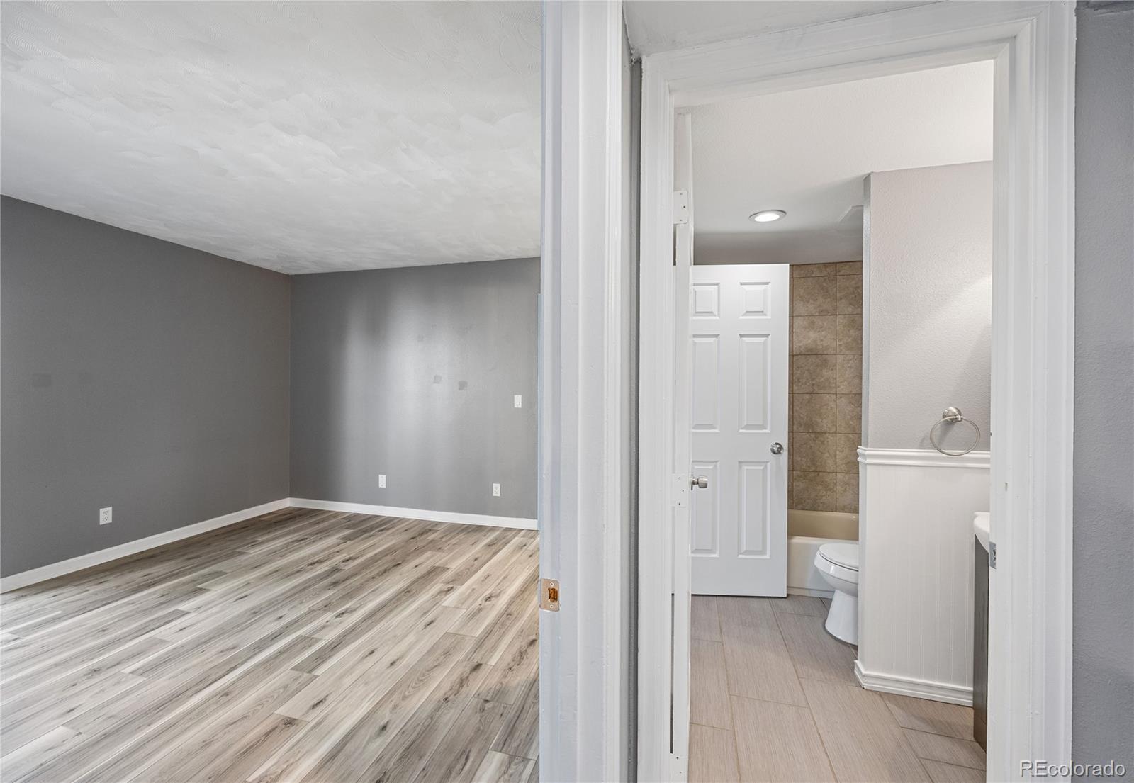MLS Image #6 for 11103 e alameda avenue,aurora, Colorado