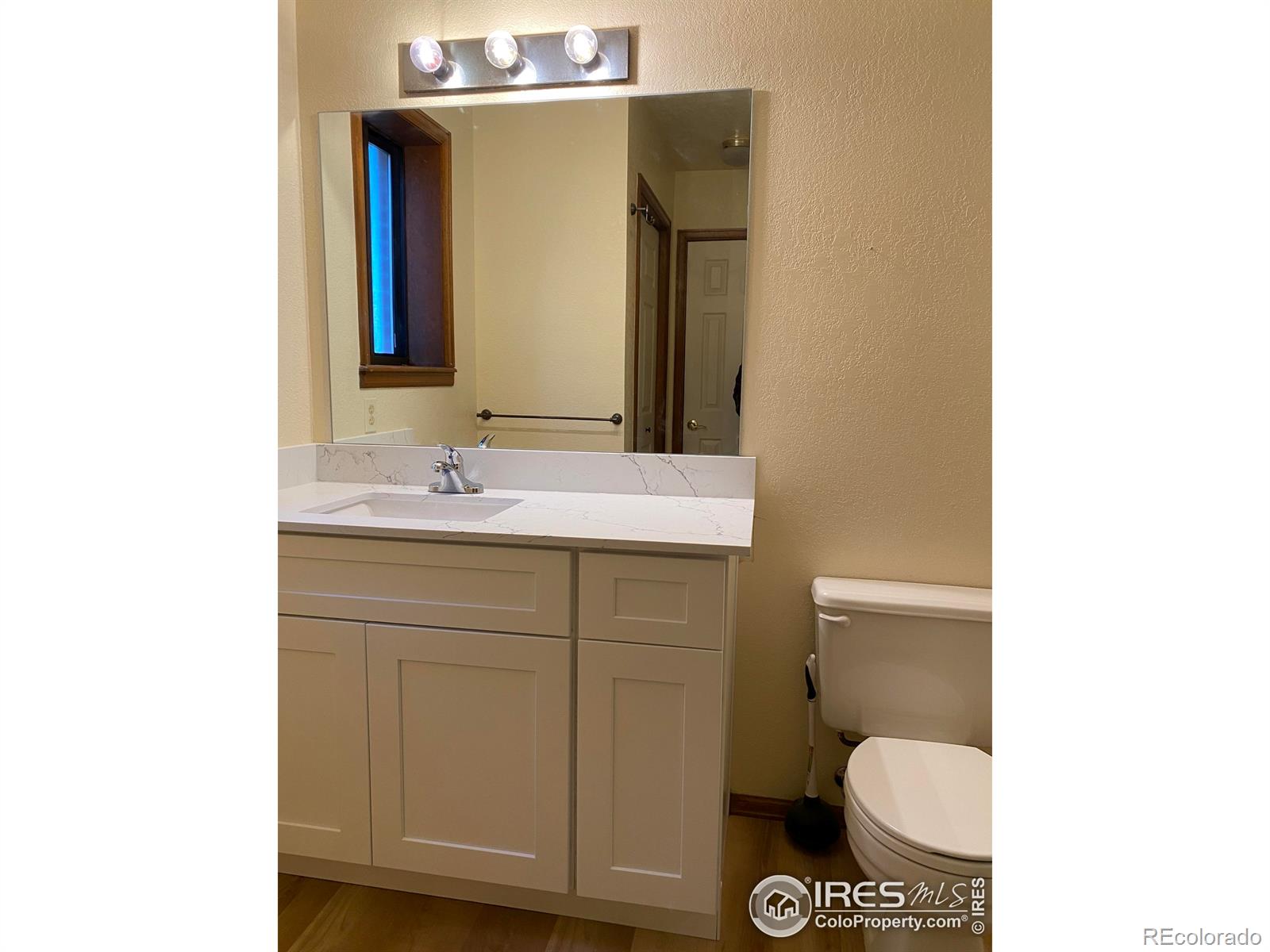 MLS Image #15 for 1961  centennial drive,louisville, Colorado