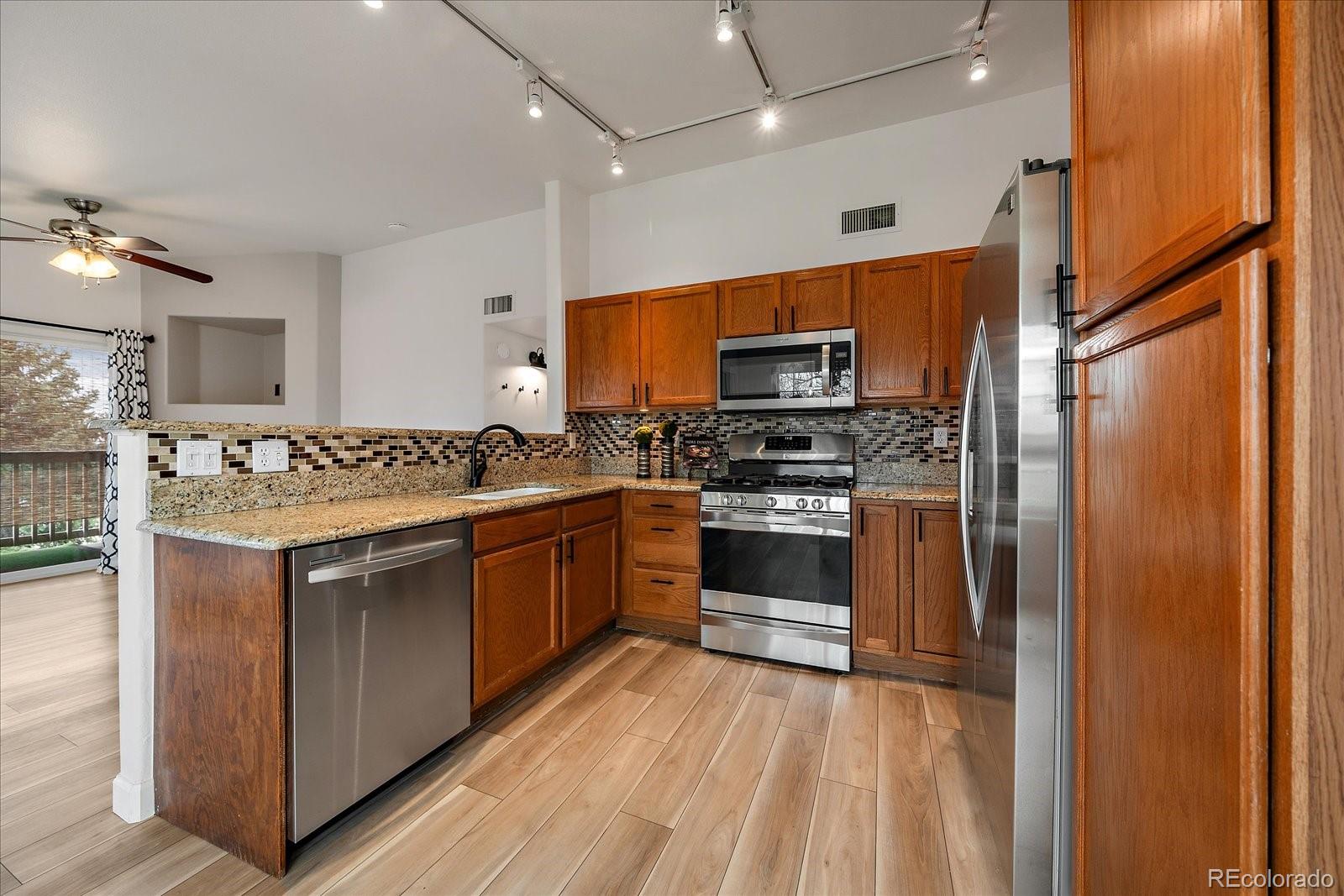 MLS Image #11 for 8615 w berry avenue 204,littleton, Colorado