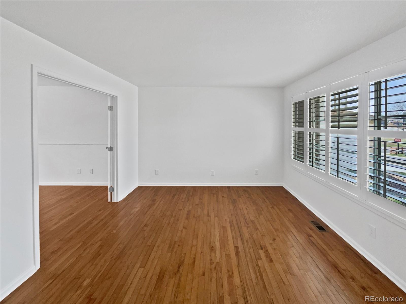 MLS Image #2 for 9115 w hinsdale place,littleton, Colorado