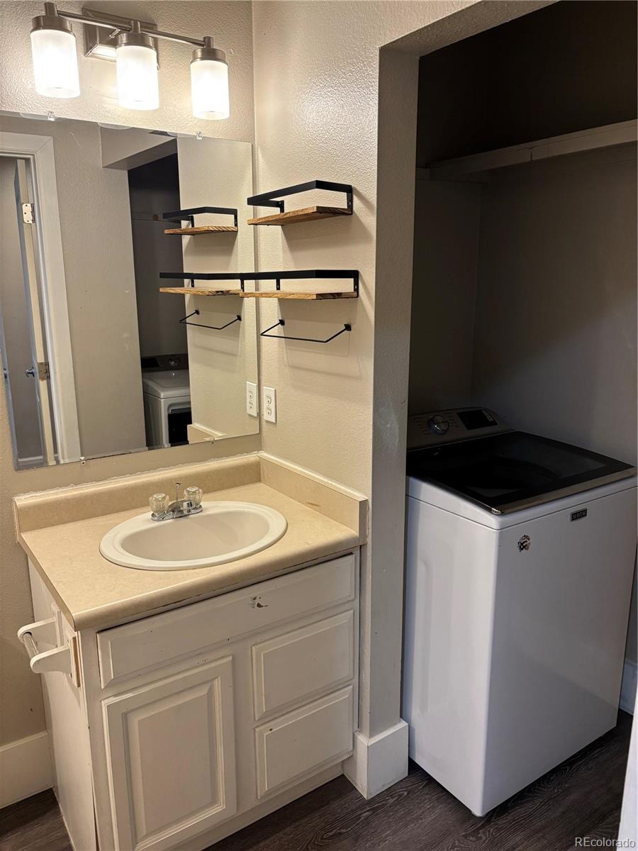 MLS Image #14 for 1222  yosemite street,denver, Colorado