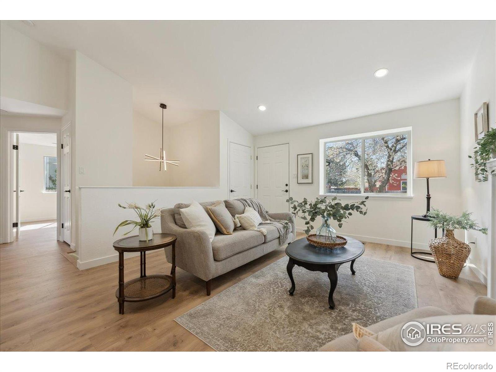 MLS Image #2 for 2476  sunset drive,longmont, Colorado