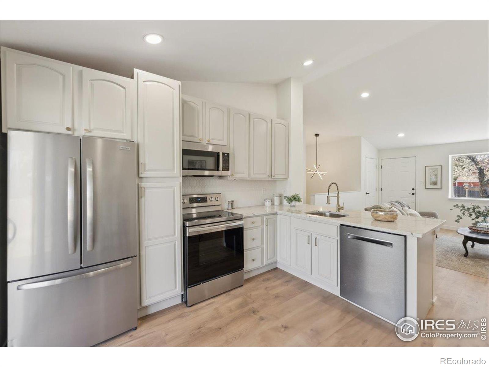 MLS Image #9 for 2476  sunset drive,longmont, Colorado