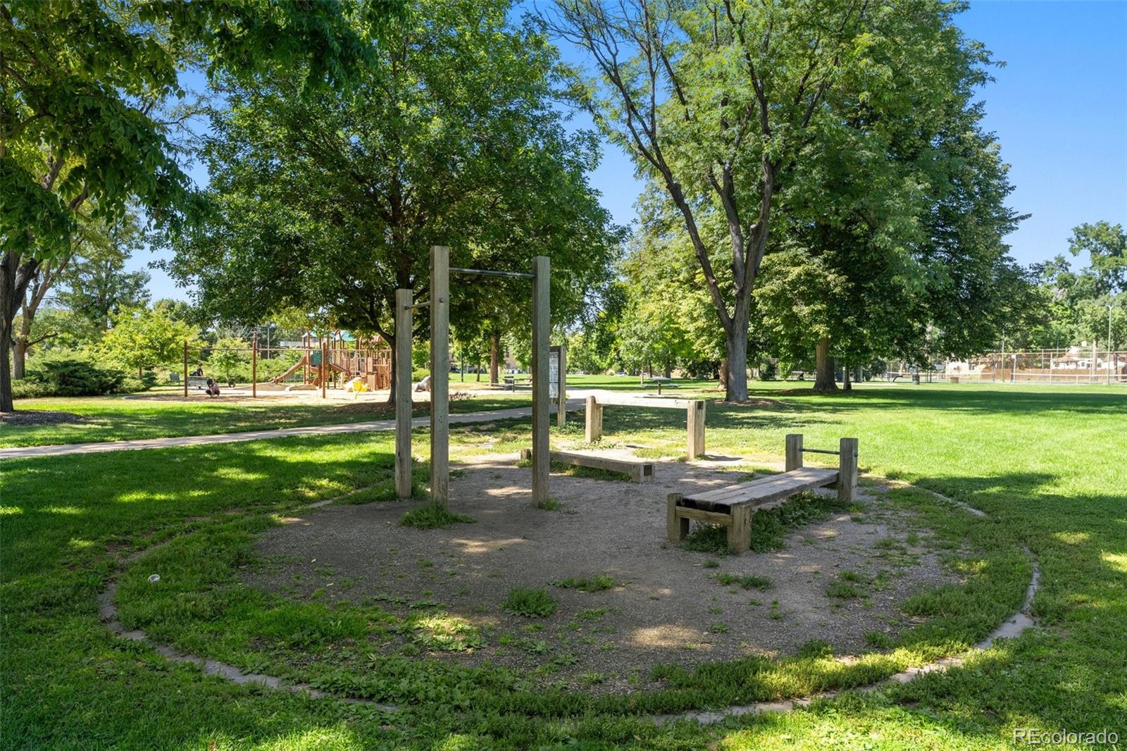 MLS Image #39 for 1332  ash street,denver, Colorado