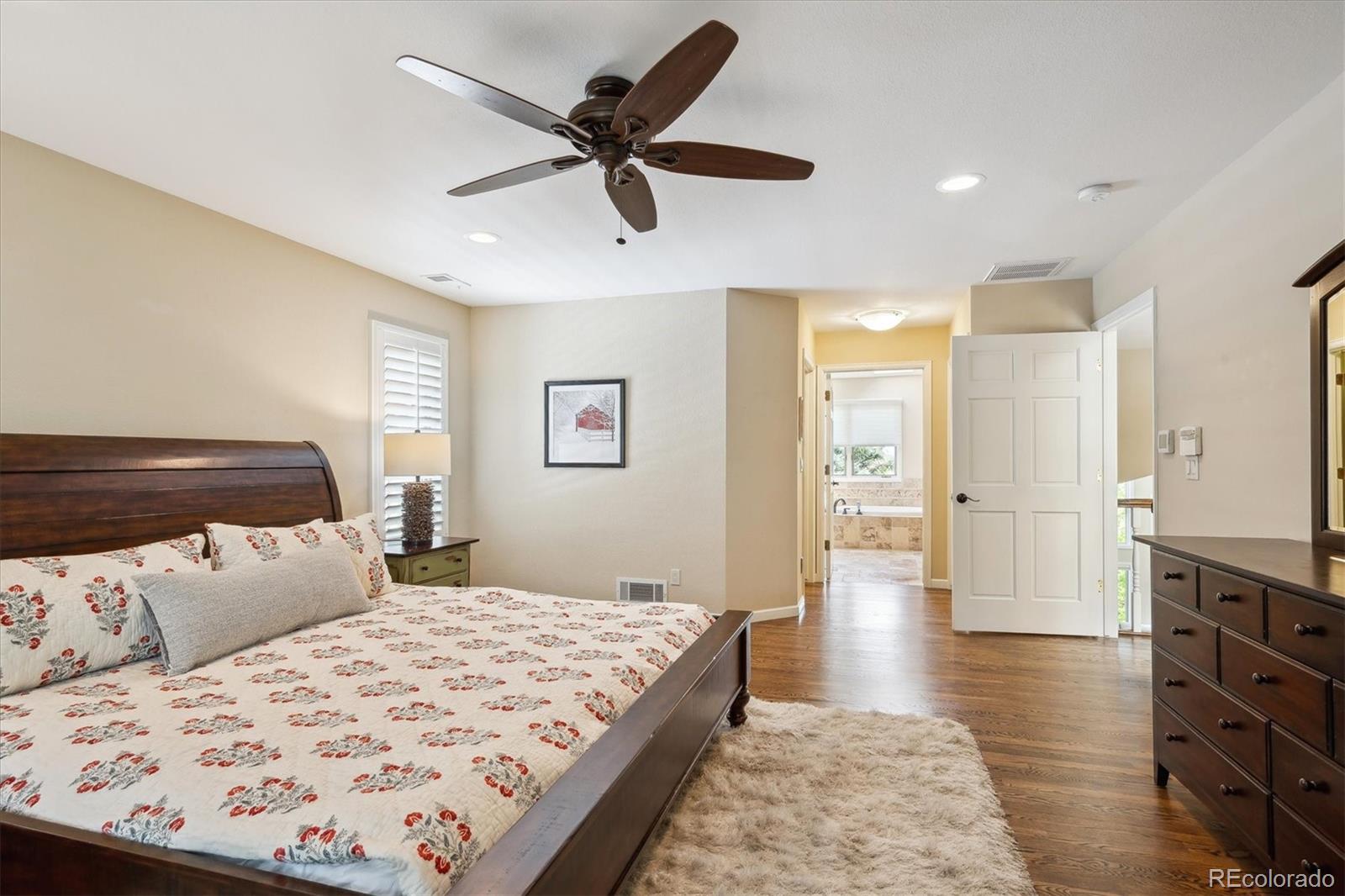 MLS Image #18 for 5320 s geneva street,englewood, Colorado