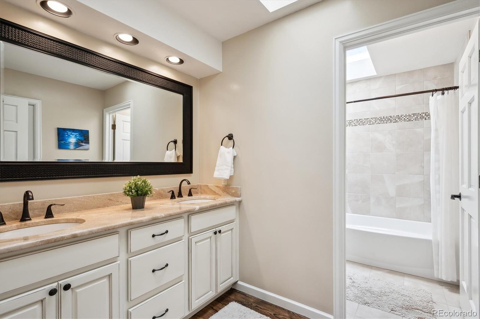 MLS Image #25 for 5320 s geneva street,englewood, Colorado