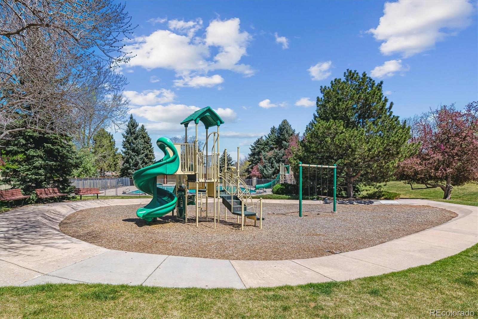 MLS Image #48 for 5320 s geneva street,englewood, Colorado