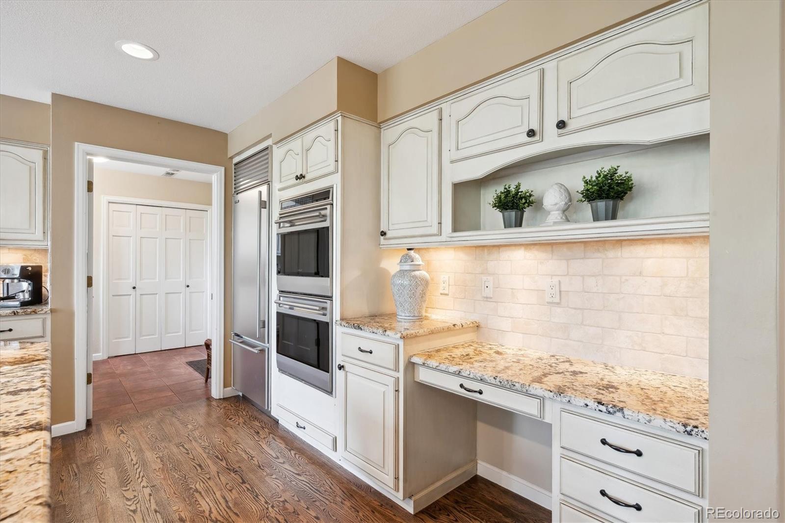 MLS Image #6 for 5320 s geneva street,englewood, Colorado