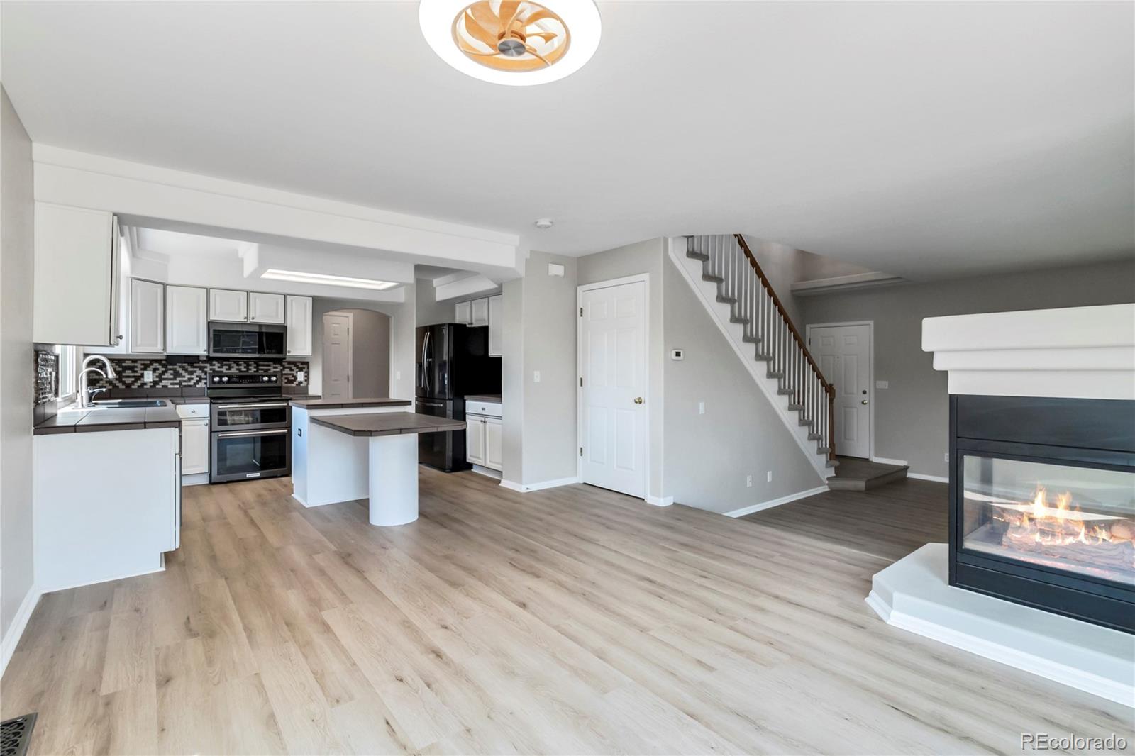 MLS Image #4 for 1526  braewood avenue,littleton, Colorado