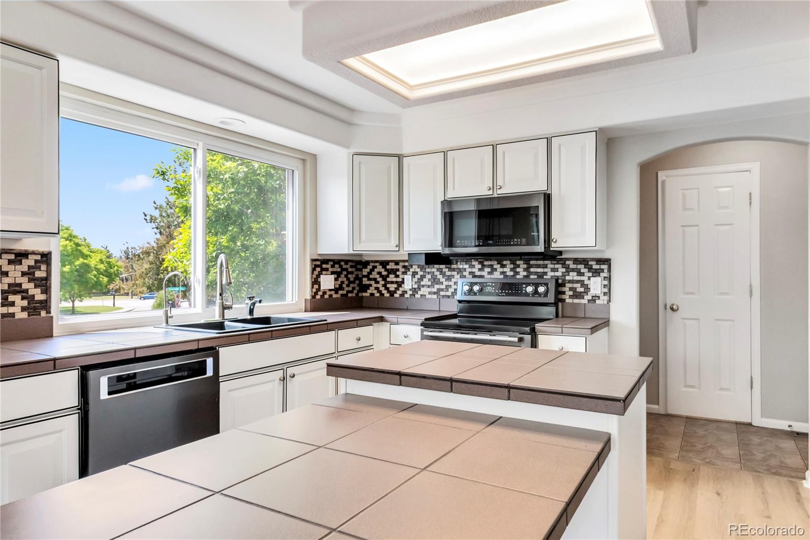 MLS Image #7 for 1526  braewood avenue,littleton, Colorado