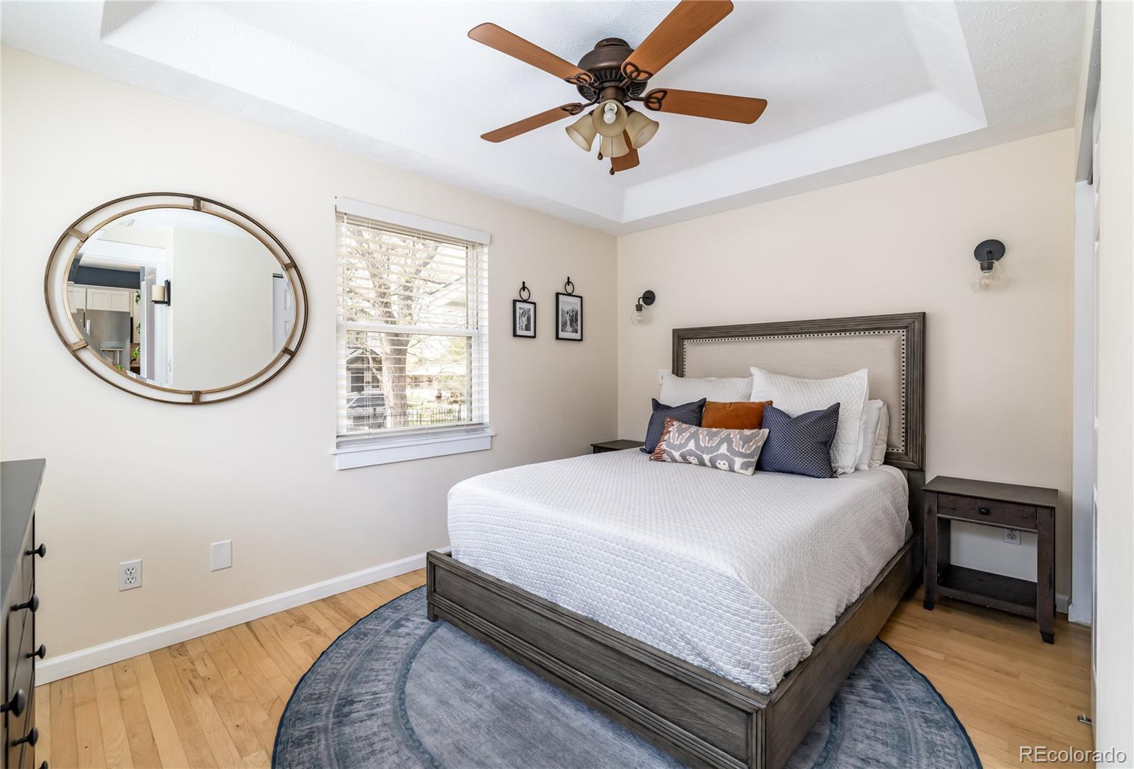 MLS Image #11 for 2074 s emerson street,denver, Colorado