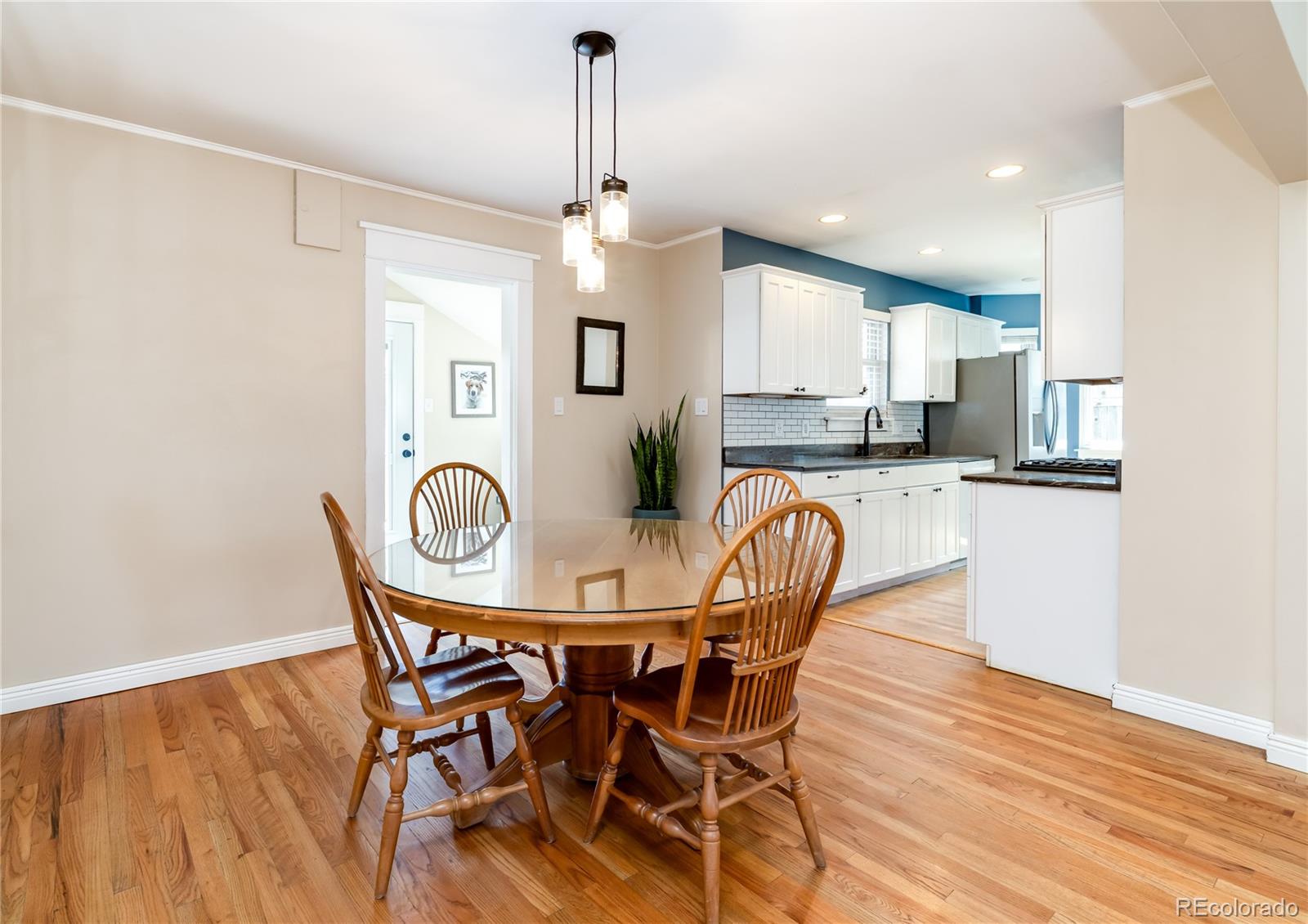 MLS Image #6 for 2074 s emerson street,denver, Colorado