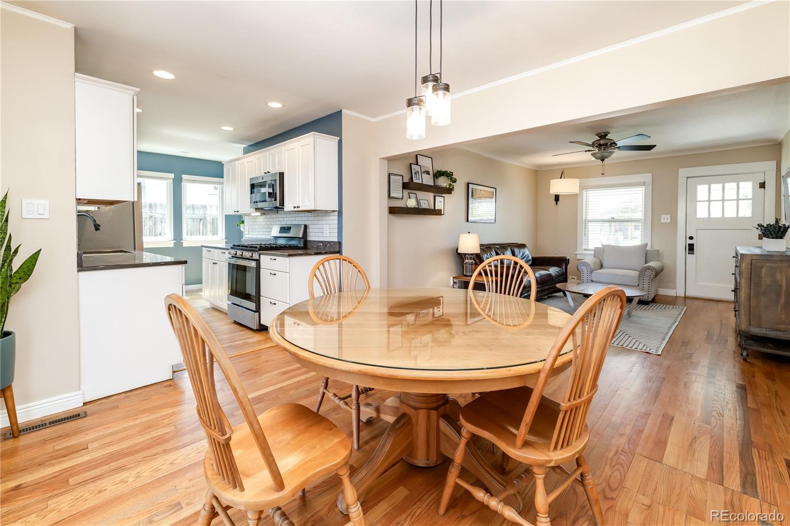 MLS Image #7 for 2074 s emerson street,denver, Colorado