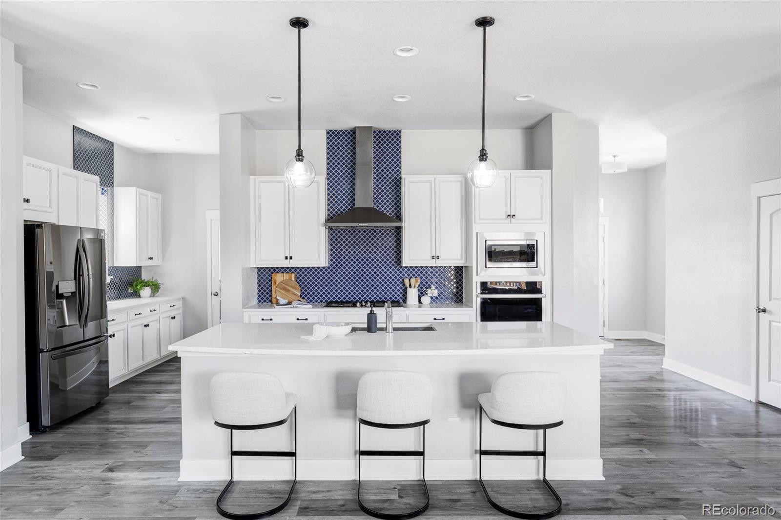 MLS Image #2 for 6037 n netherland court,aurora, Colorado