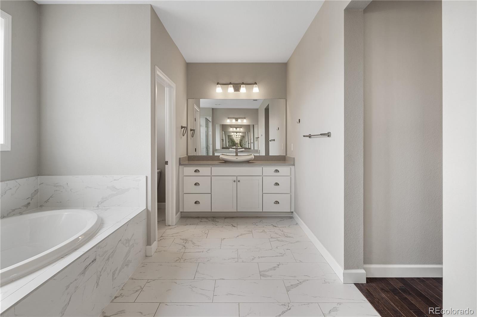 MLS Image #16 for 16227  pikes peak drive,broomfield, Colorado